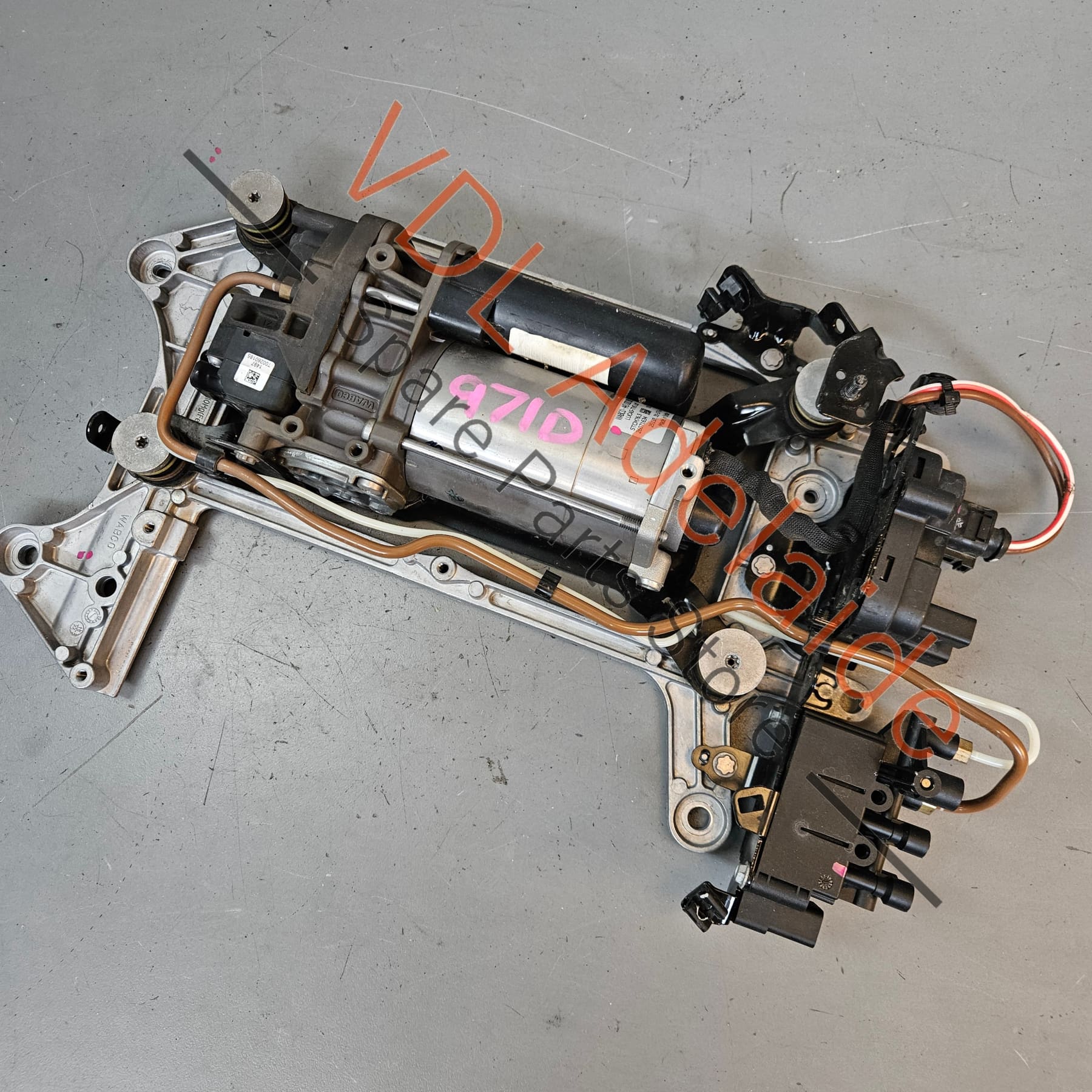 Complete Porsche Panamera 971 Air Suspension Pump & Valve Block 971616006G 971616591B 971616056C 971616007D