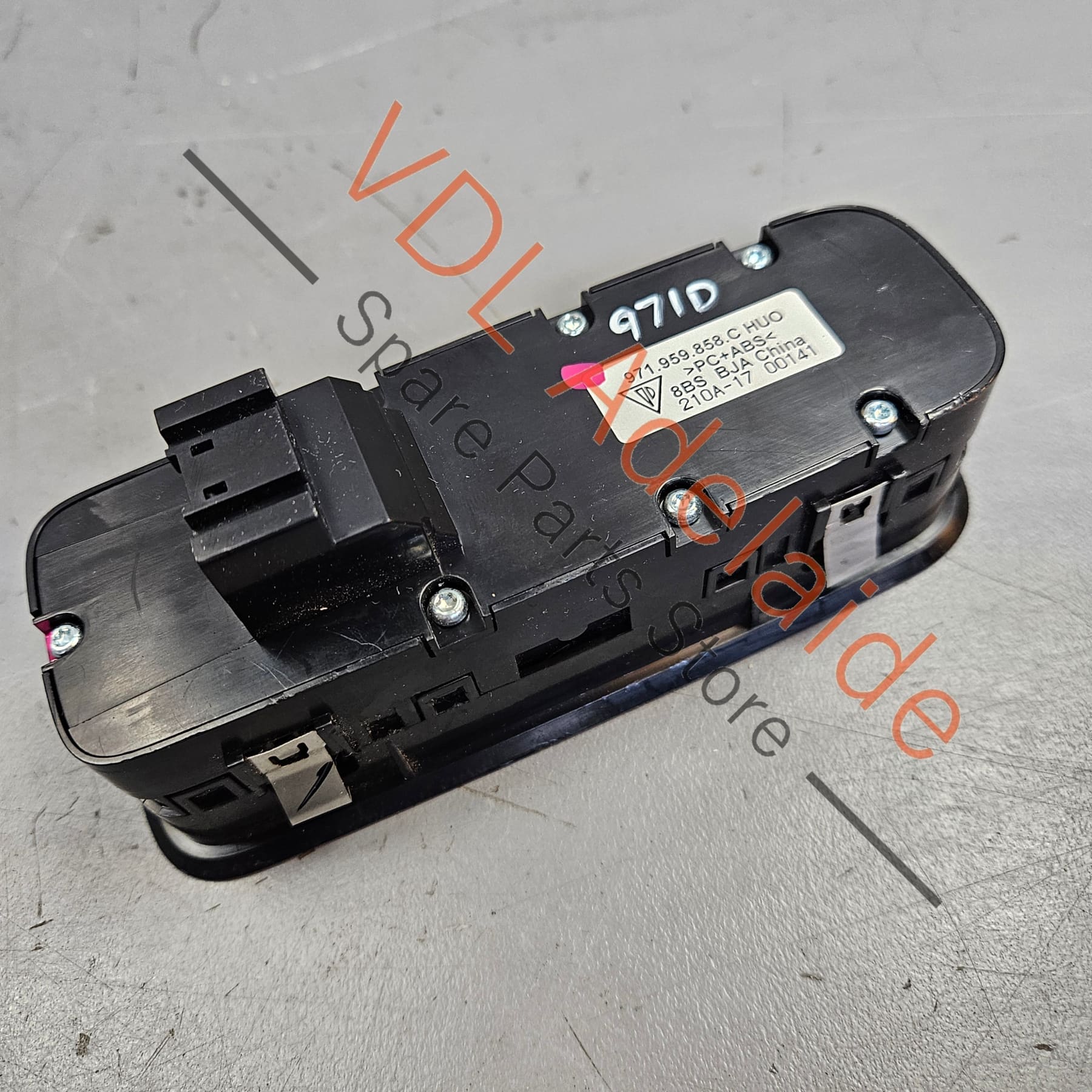 GENUINE OEM Porsche Drivers Side Window Switch 971959858C HUO - Image 2