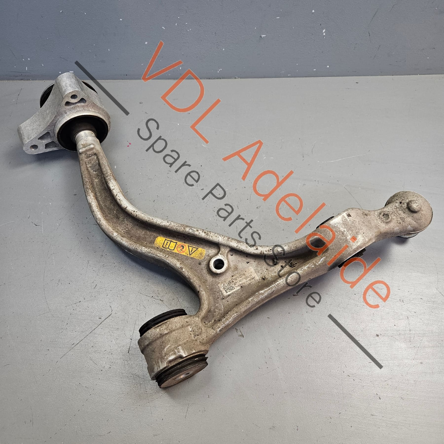 Porsche Panamera 971 Front Right Lower Control Arm Wishbone Suspension 971407152H 971407166D 971407152T