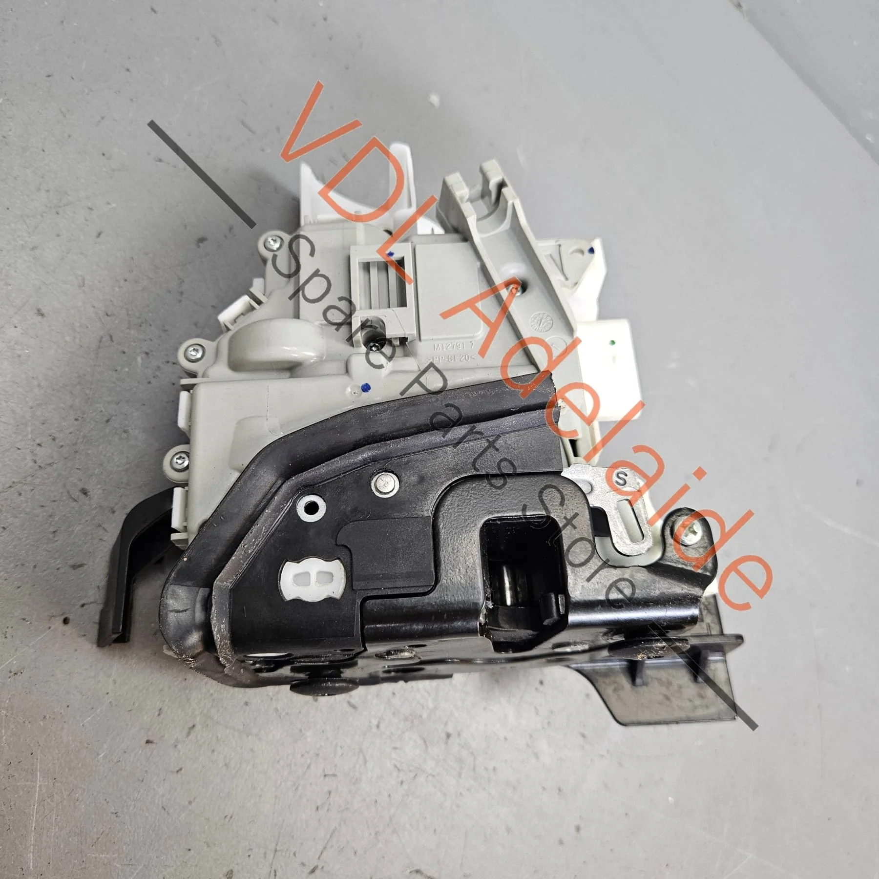 Porsche Panamera Front Left Door Lock Module Actuator 9A783741505 - Image 2