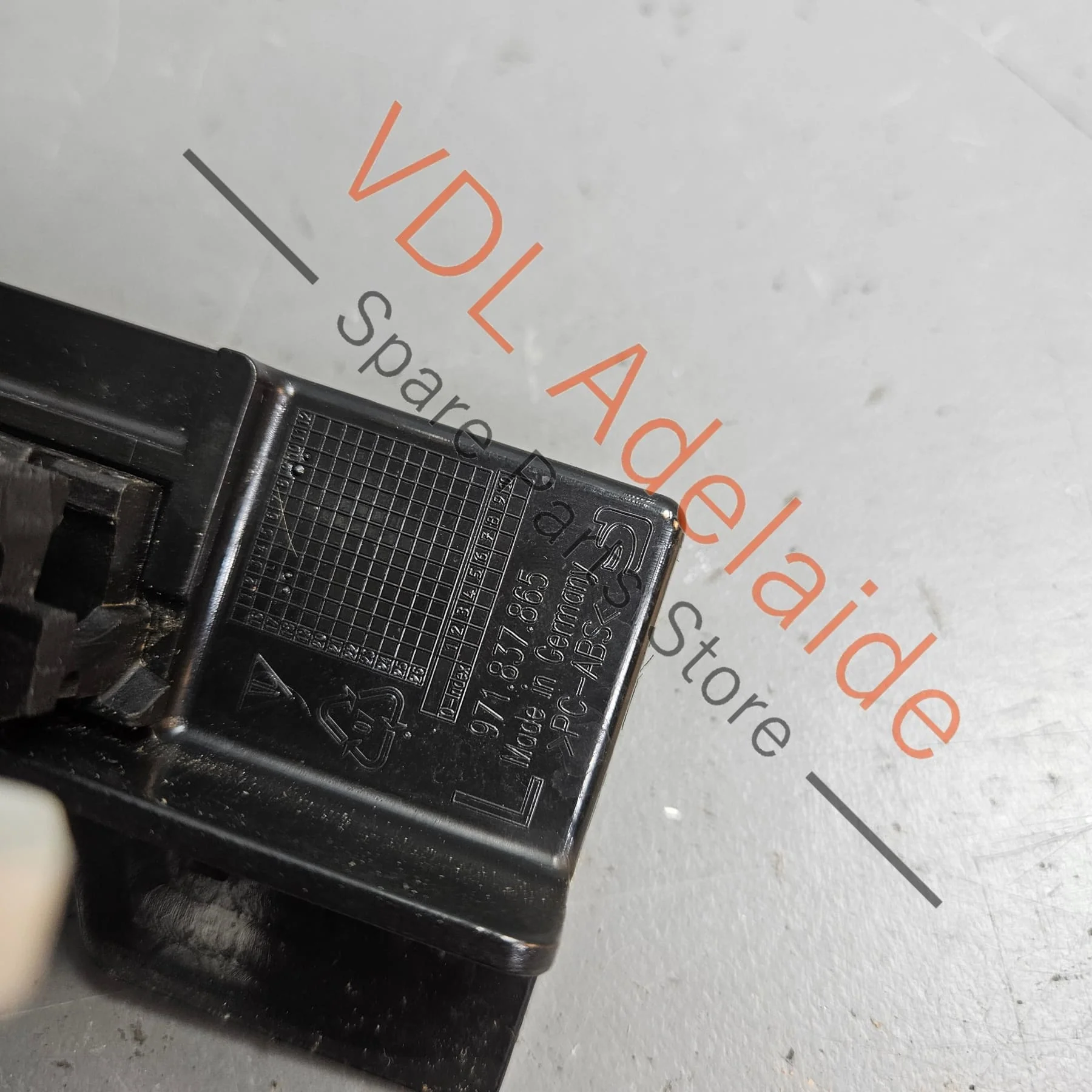 Porsche Panamera Front Left Door Lock Module Actuator 9A783741505 - Image 4