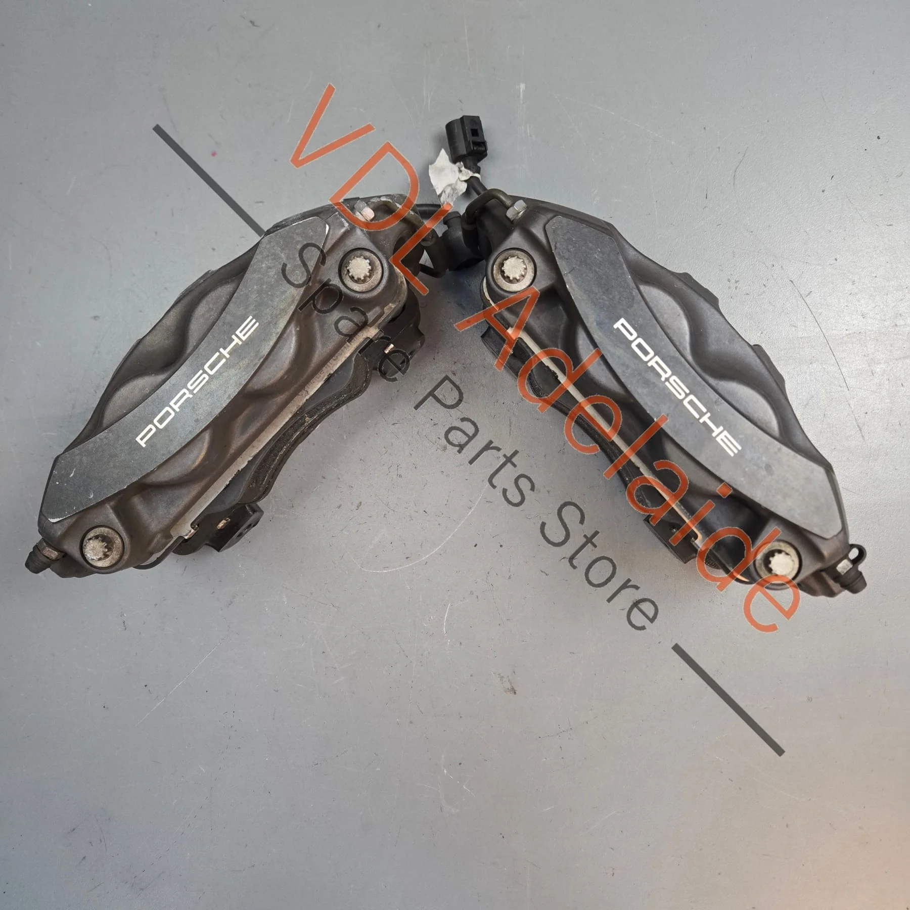 Porsche 911 Cayman Boxster Front Brembo 4 piston Brake Caliper Pair Set 98135142102 997351421