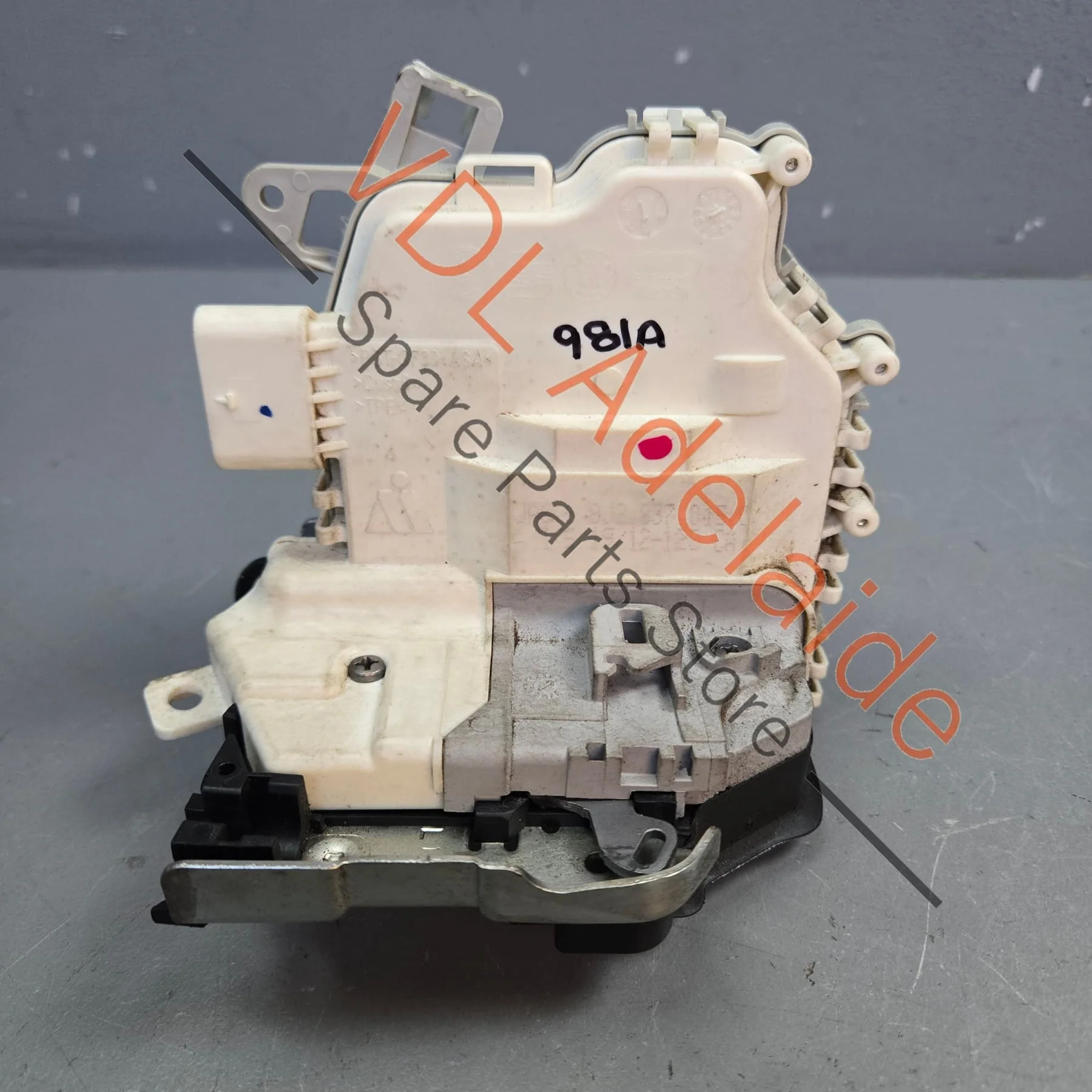 Porsche Cayman Boxster Audi TT Left Door Lock 8J2837015C 9A783741505