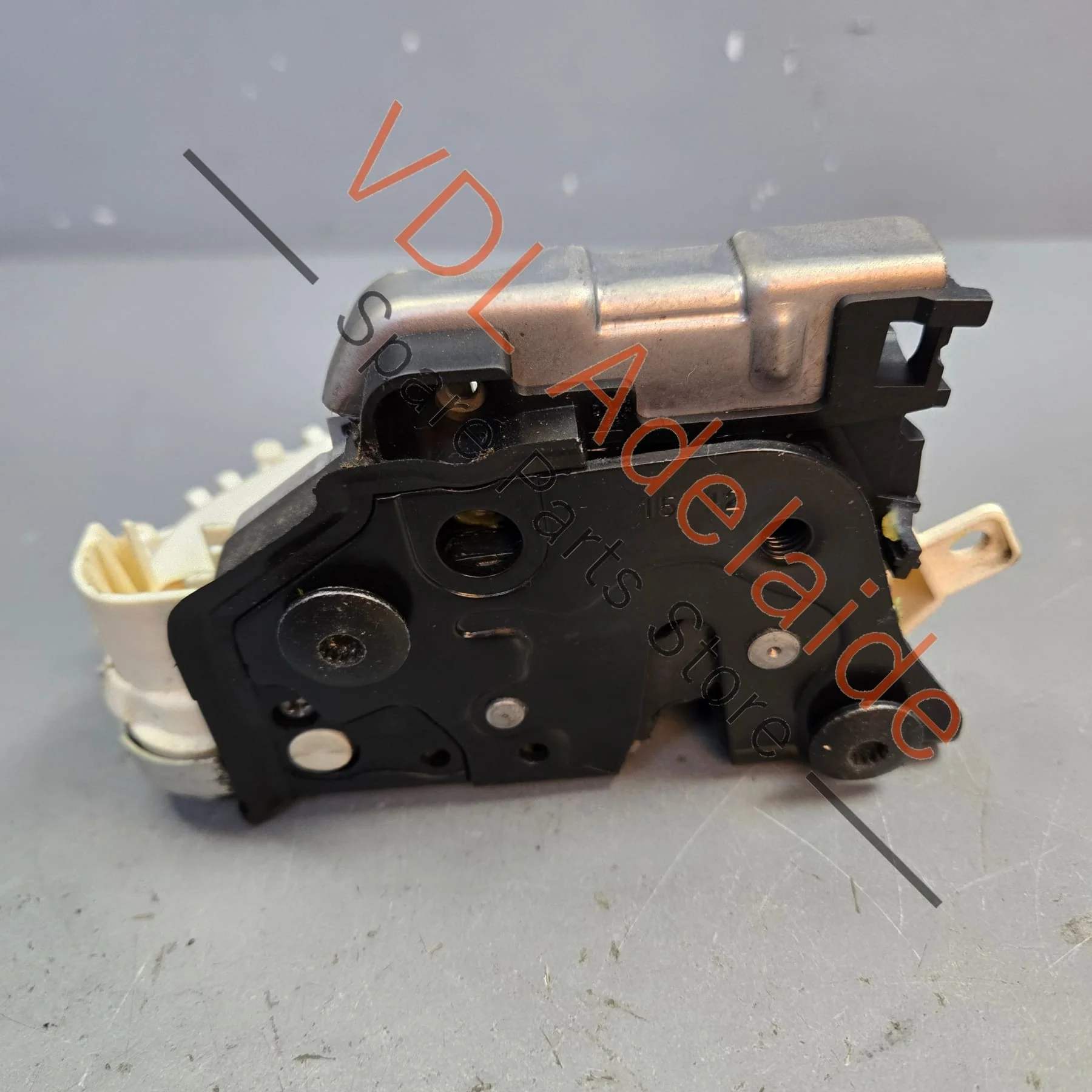 Porsche Cayman Boxster Audi TT Right Door Lock 8J2837016C 9A783741605 - Image 3