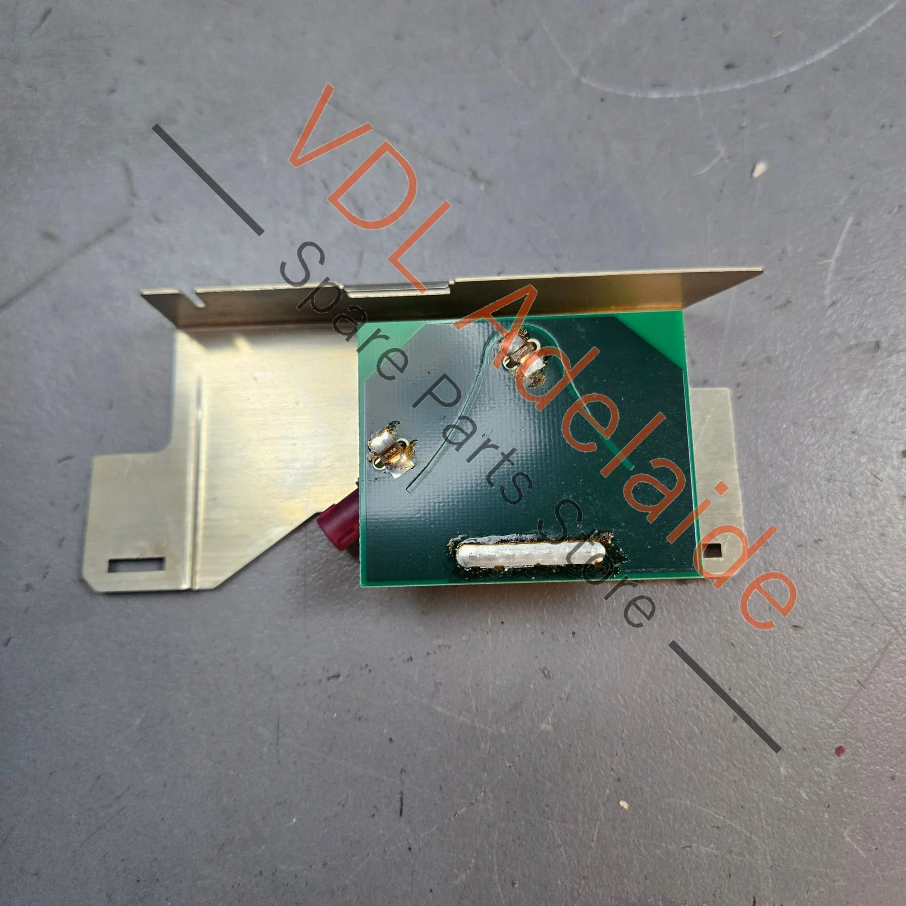 Porsche Boxster GSM Phone Antenna 99164712500 - Image 2