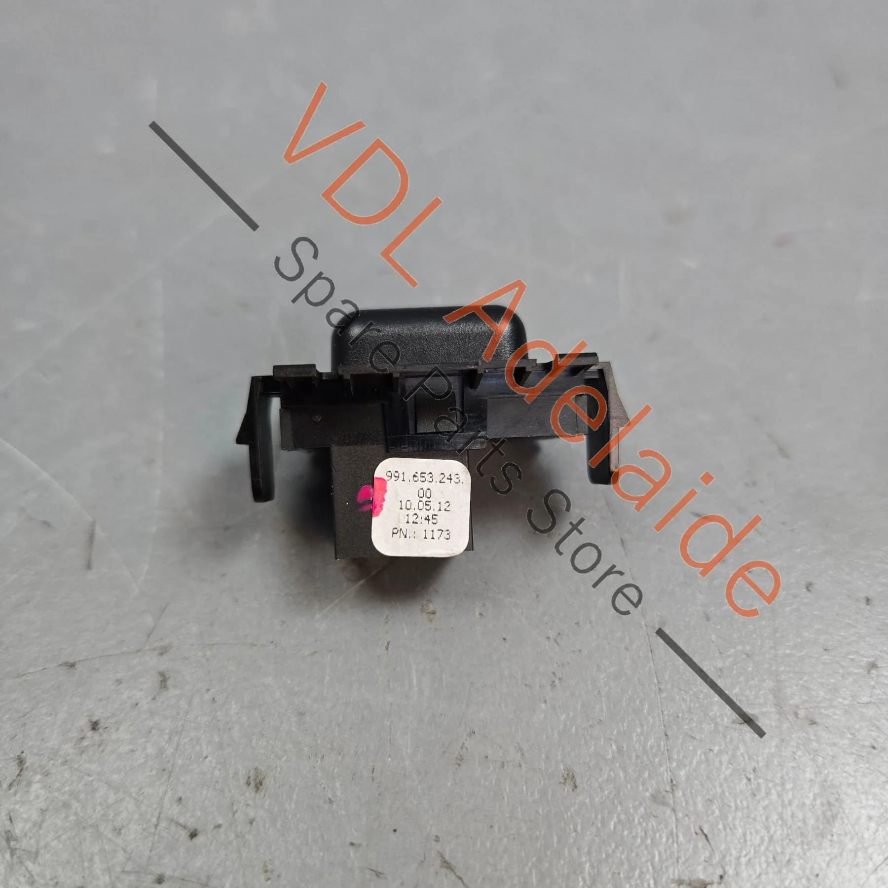 Porsche Boxster Sunlight Light Sensor 99165324301 - Image 3
