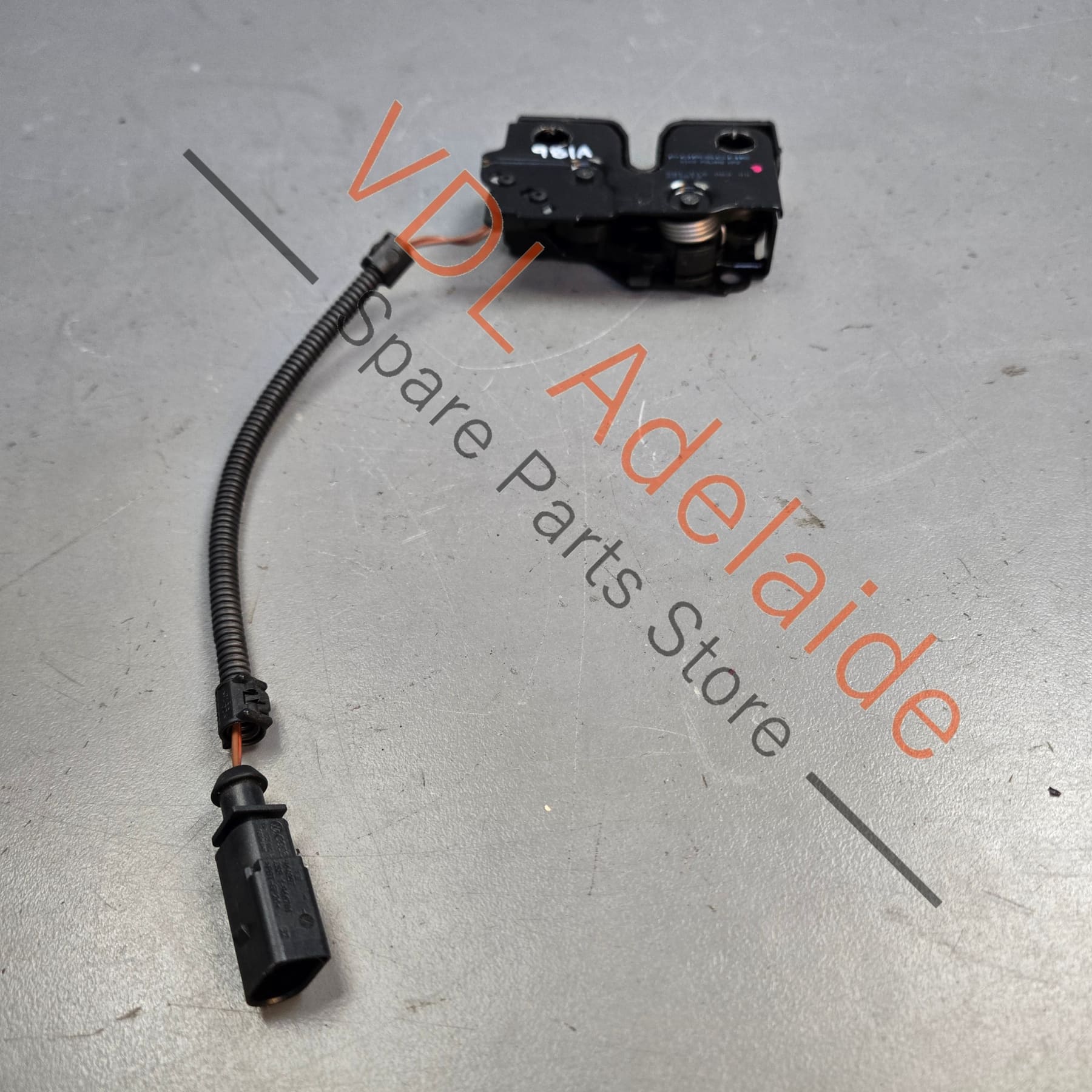 Porsche Boxster 981 Rear Hatch Trunk Boot Lid Lock 98151205300 - Image 5