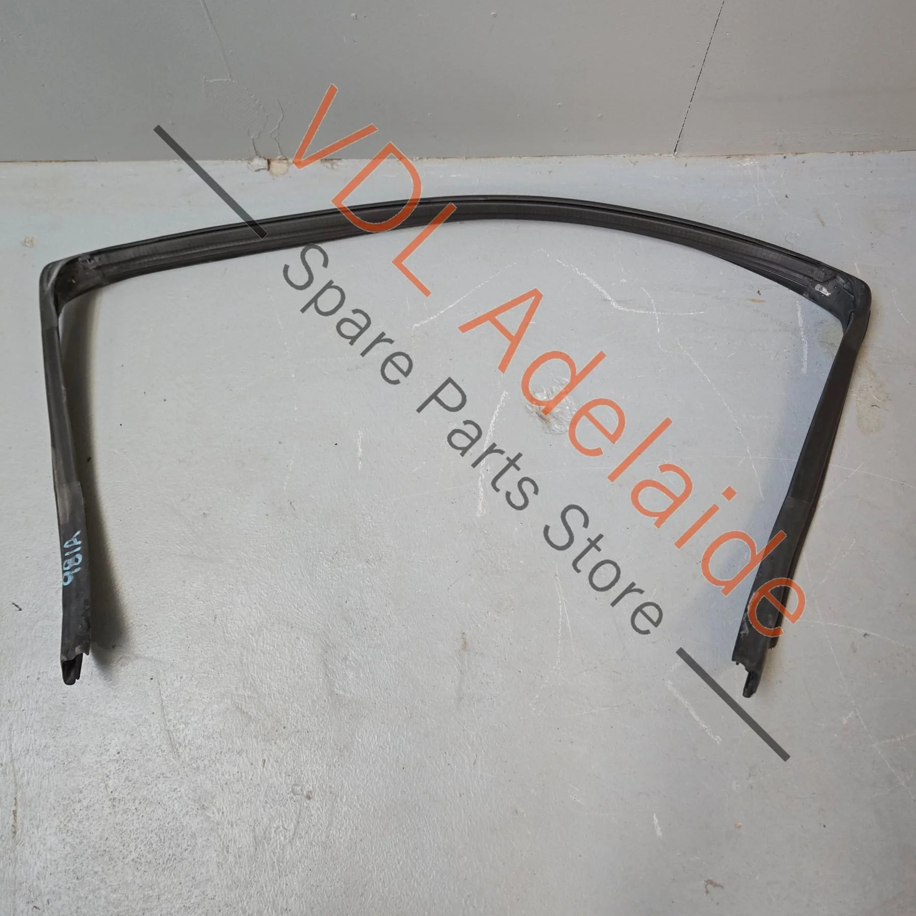 Porsche Boxster 981 Windscreen Windshield Frame Seal Rubber 98153707704 - Image 4
