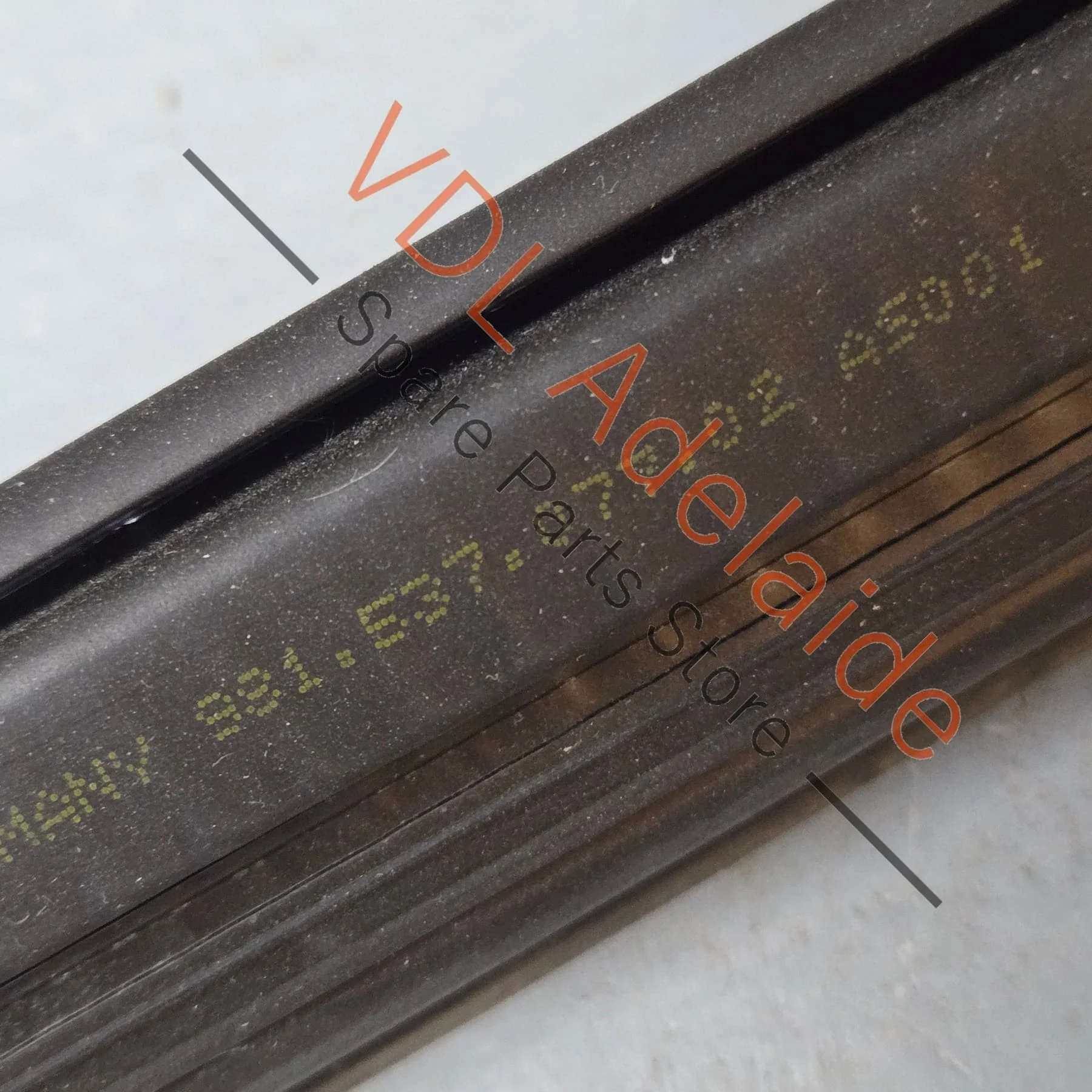 Porsche Boxster 981 Windscreen Windshield Frame Seal Rubber 98153707704 - Image 5