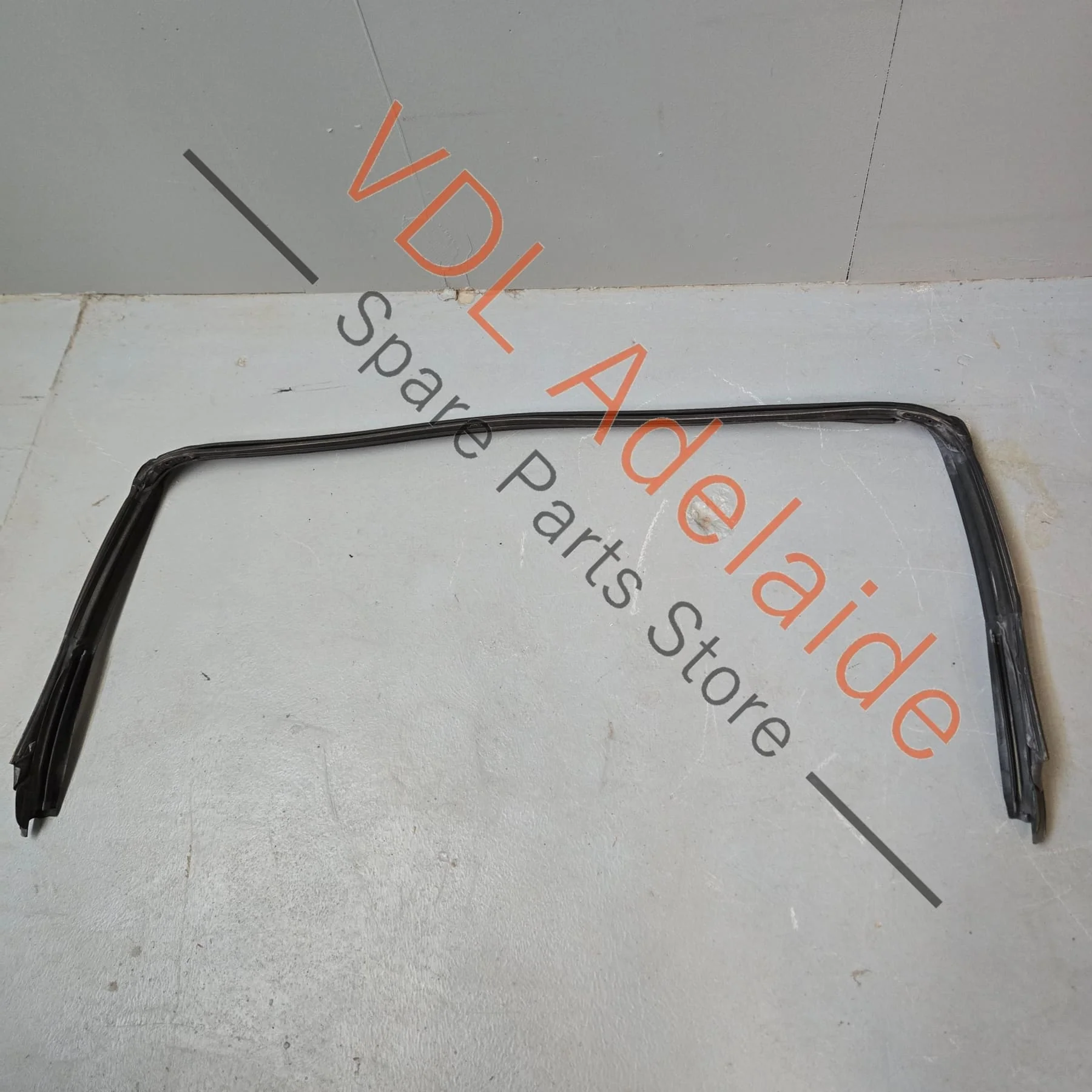 Porsche Boxster 981 Windscreen Windshield Frame Seal Rubber 98153707704 - Image 6