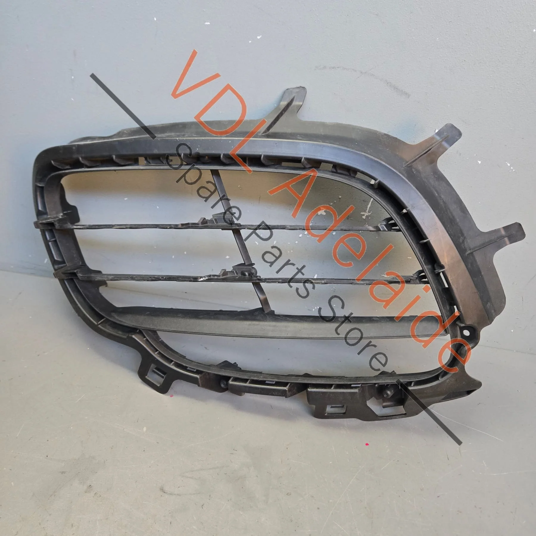 Porsche Boxster Cayman Front Right Bumper Grille Vent 98150556400