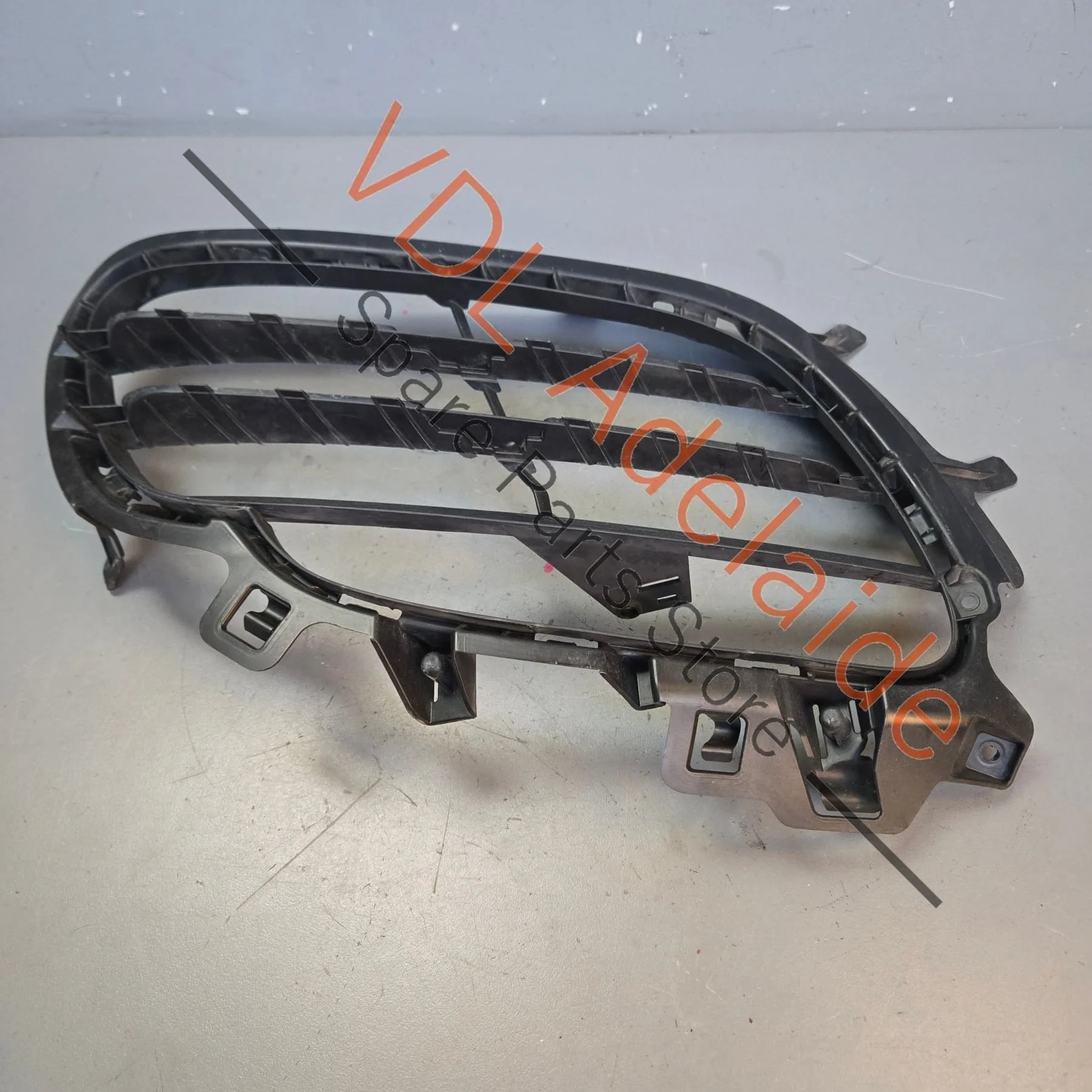 Porsche Boxster Cayman Front Right Bumper Grille Vent 98150556400 - Image 3