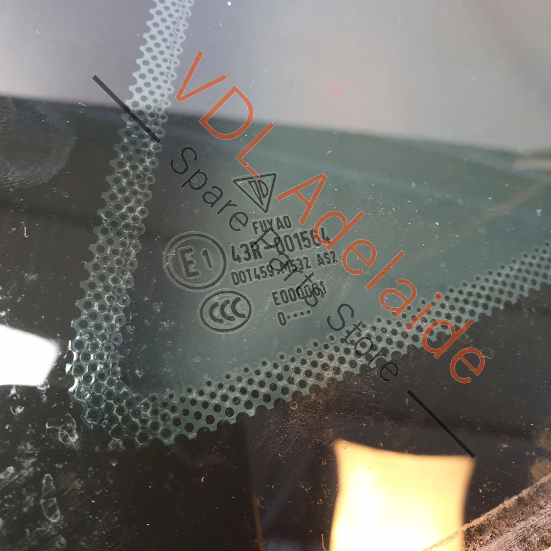 Porsche Cayman Rear Left Side Window Glass 98754311102 - Image 6