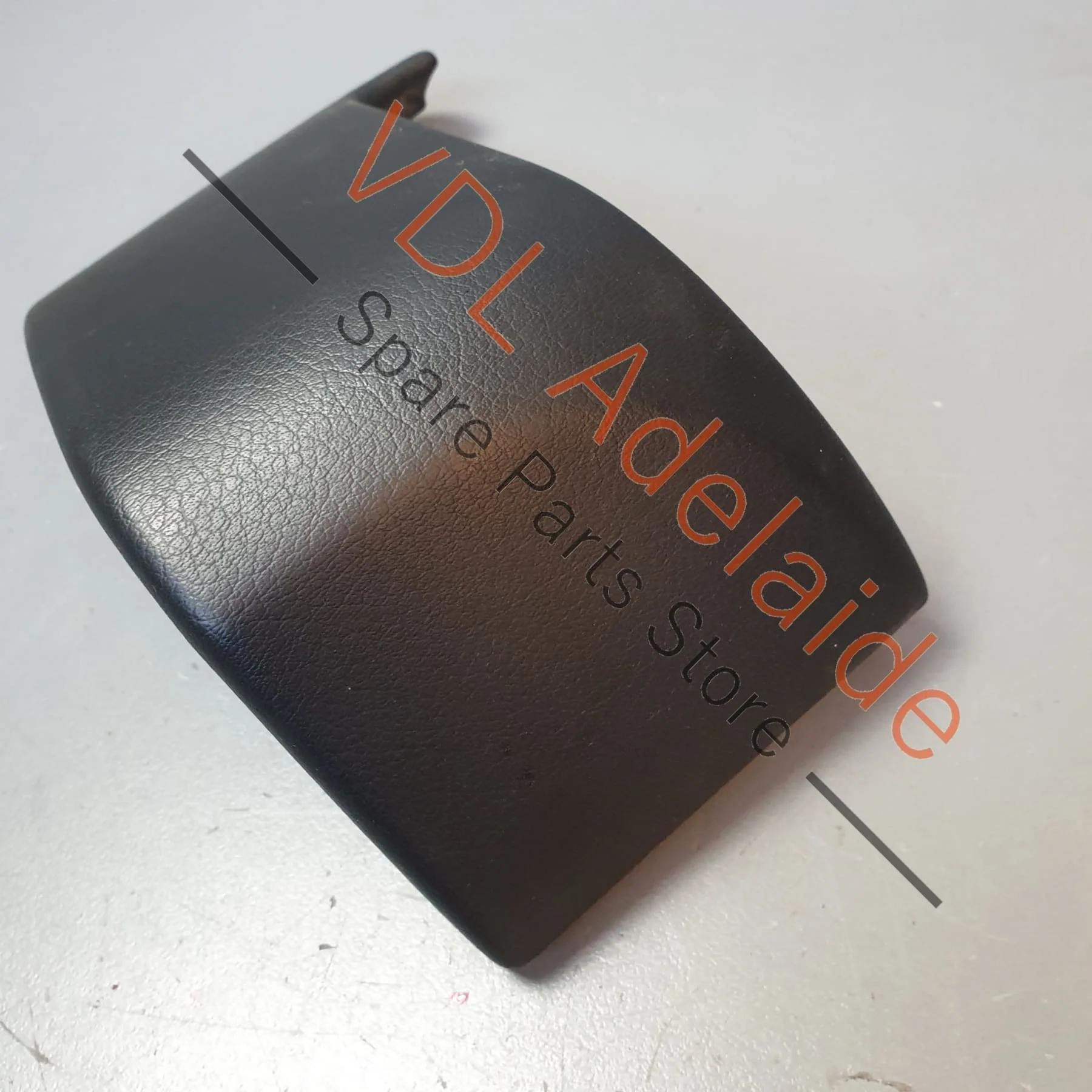 Porsche 911 Cayman Boxster Leather Cover Adj Glovebox Trim Panel for Passenger Side RHD Model 99755225502 - Image 5