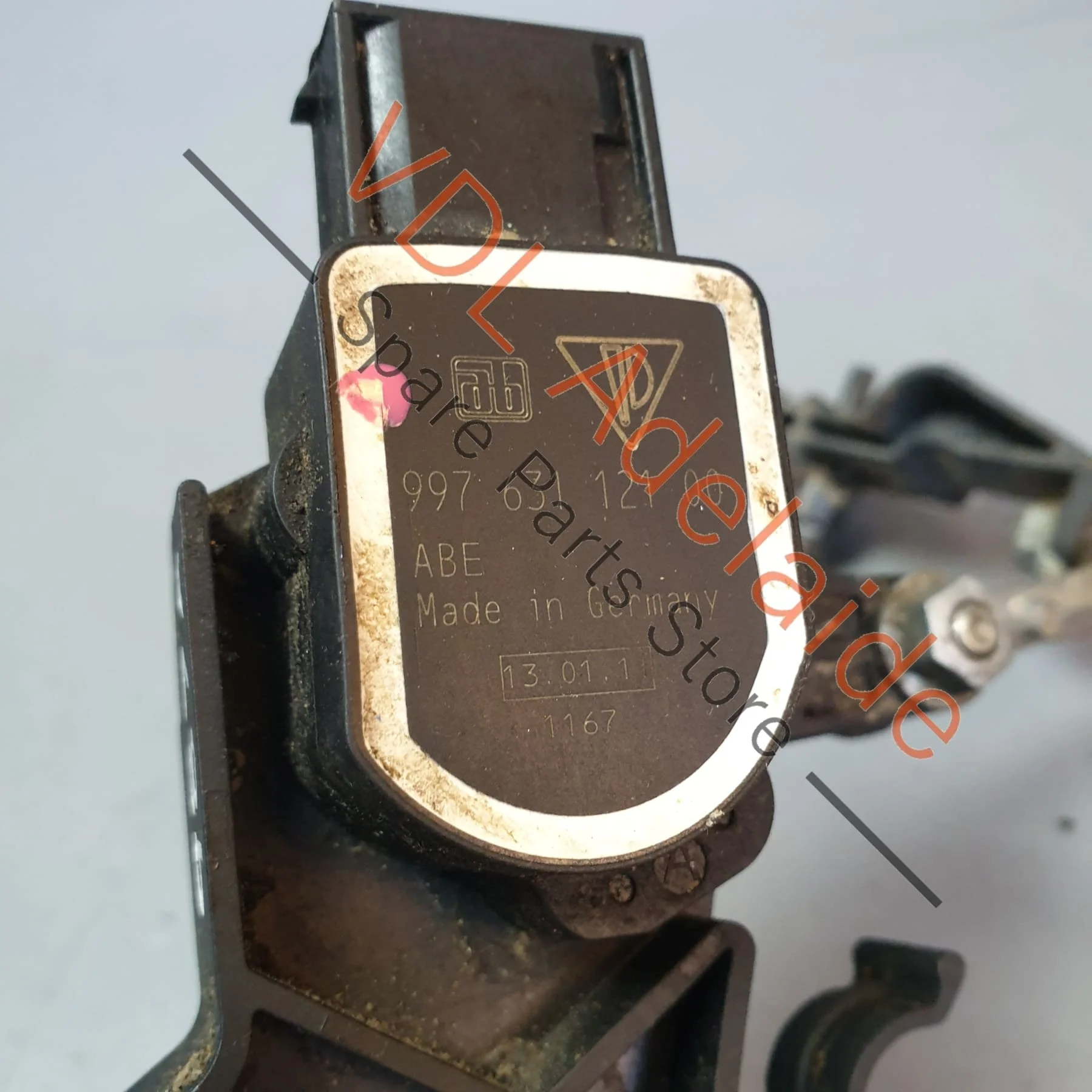 Porsche 911 Cayman Boxster Front Suspension Level Sensor 99763112100 - Image 4
