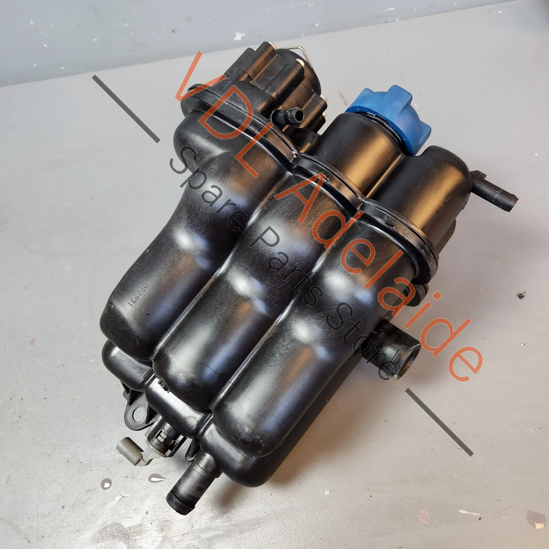 Porsche Cayman Boxster Coolant Expansion Tank 98710604703 - Image 6