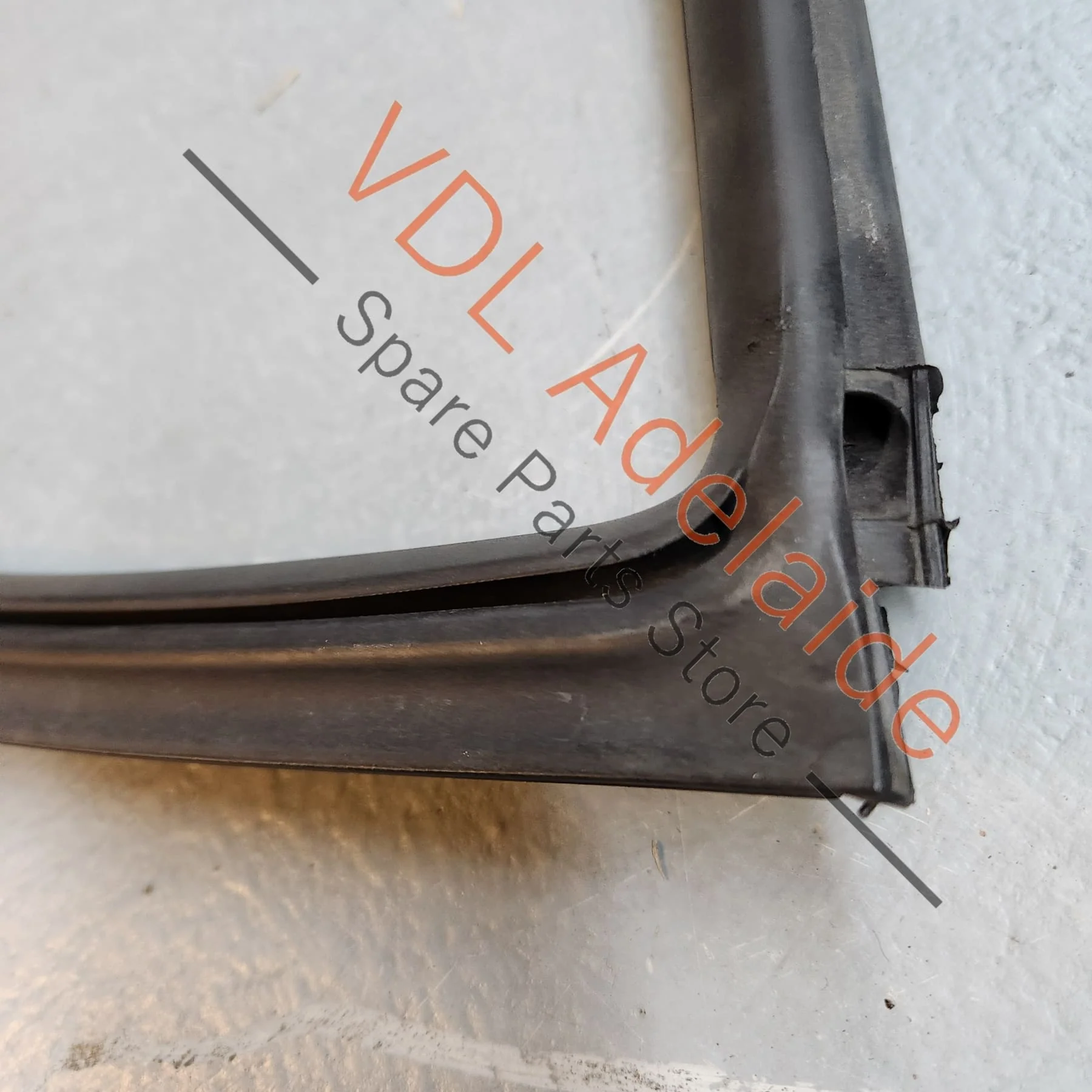 Porsche Cayman Door Seal Left Side 98753707504 - Image 4