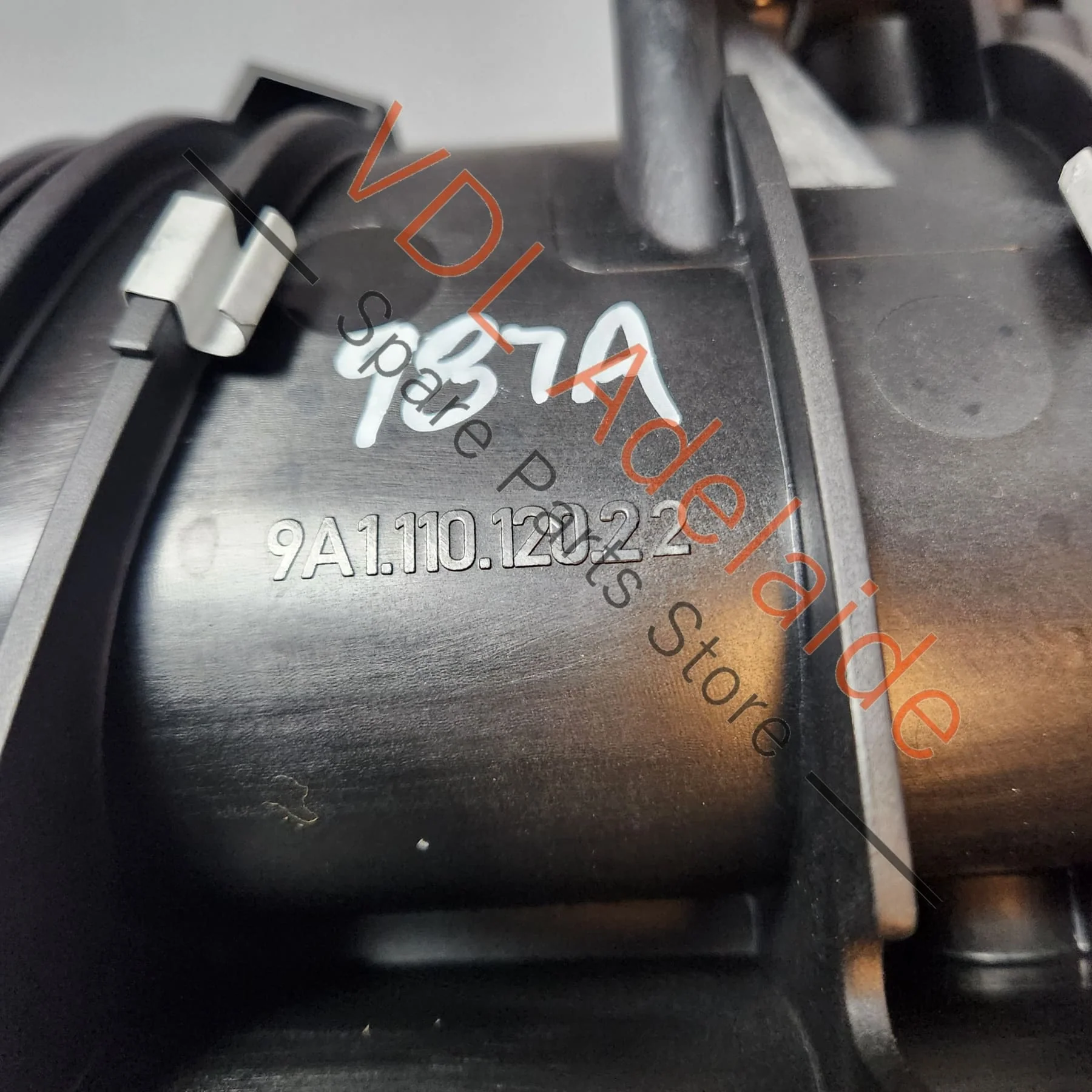 Porsche 986 987 Cayman Boxster Intake Plenum Ditributor Pipe Manifold 9A111002022 - Image 4
