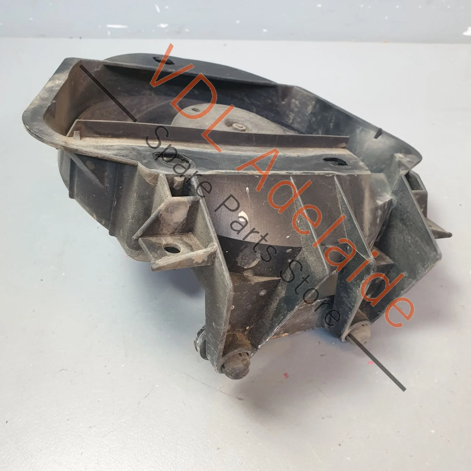 Porsche Porsche Cayman R 987 Right Side Engine Bay Air Fan 98762405001 - Image 3