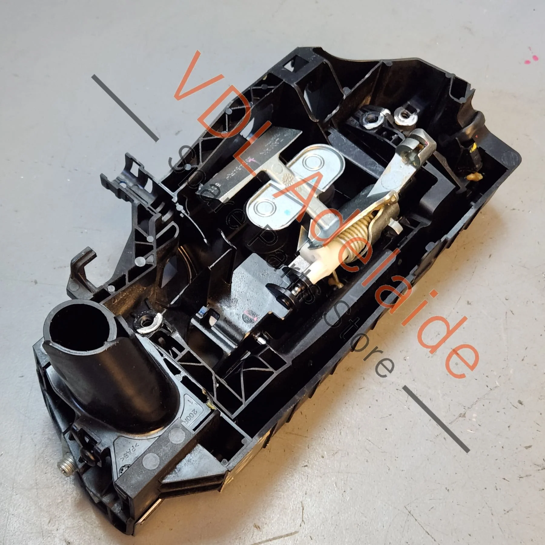 Porsche 911 991.2 RHS Right Door Handle Mounting Bar Bracket for RHD 9P1837886C - Image 2