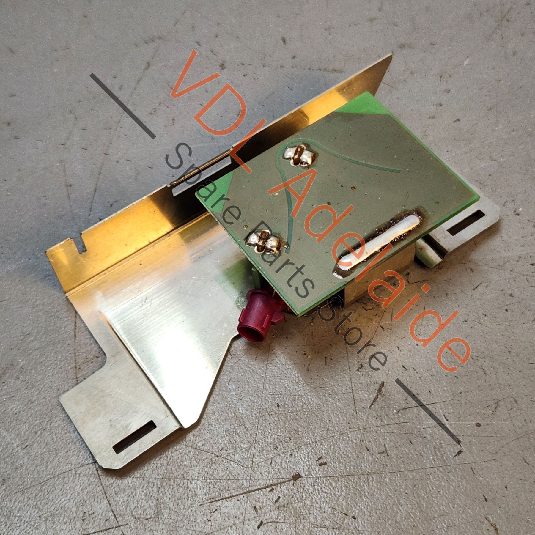 Porsche 911 GSM Phone Antenna 99164712500 - Image 5