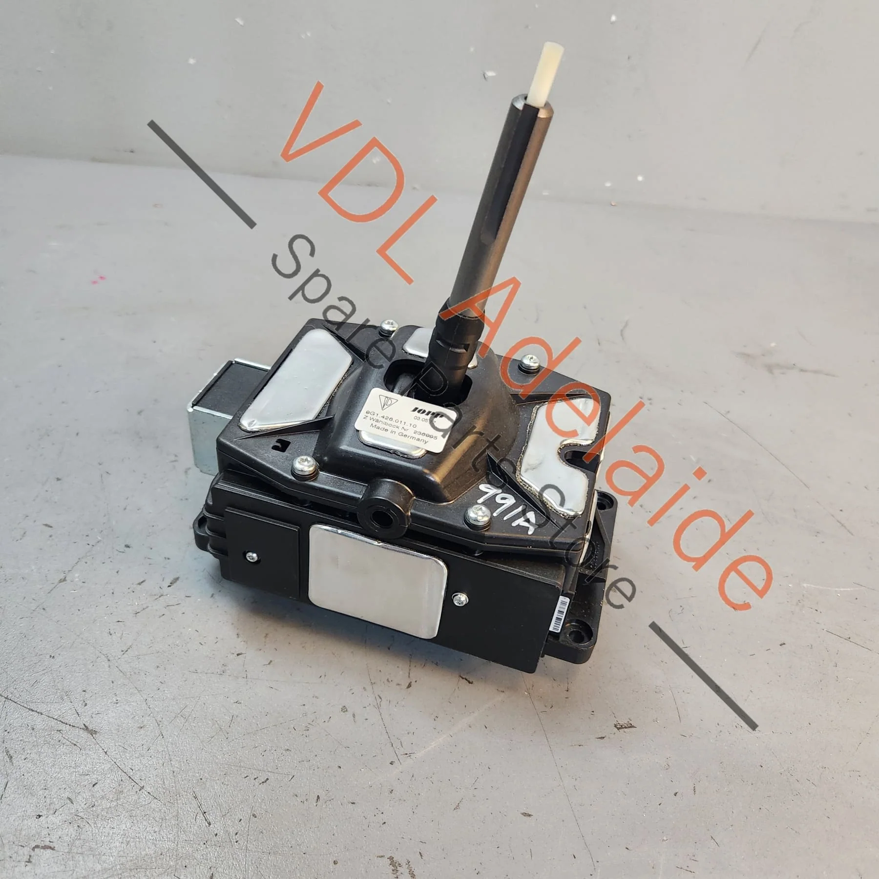 Porsche 911 Boxster Cayman PDK Gear Shifter Selector Mechanism 9G142601111 - Image 5