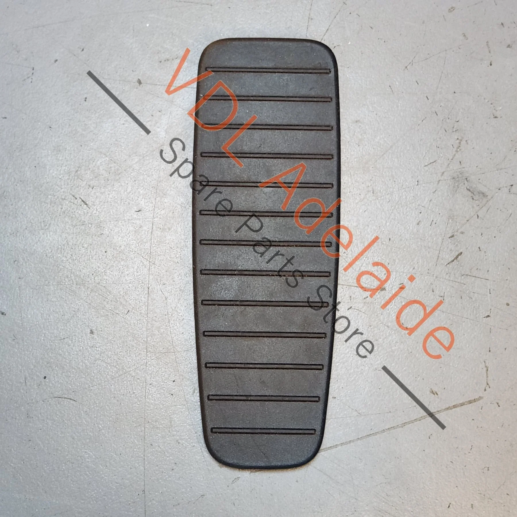 Porsche 911 Rear Seat Console Inlay Rubber 99152234900 - Image 3