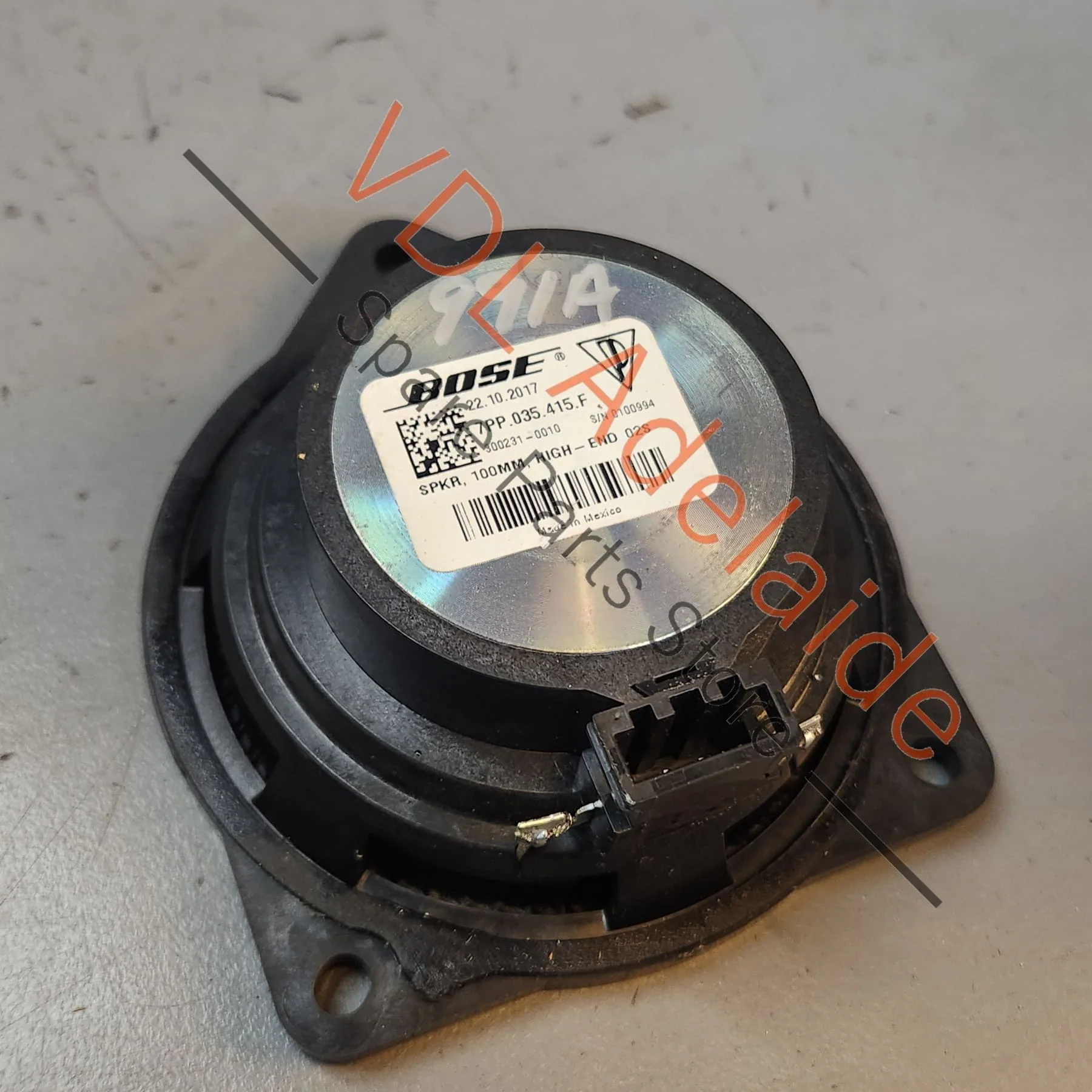 Porsche 911 BOSE Mid Tone Speaker 7PP035415F - Image 5