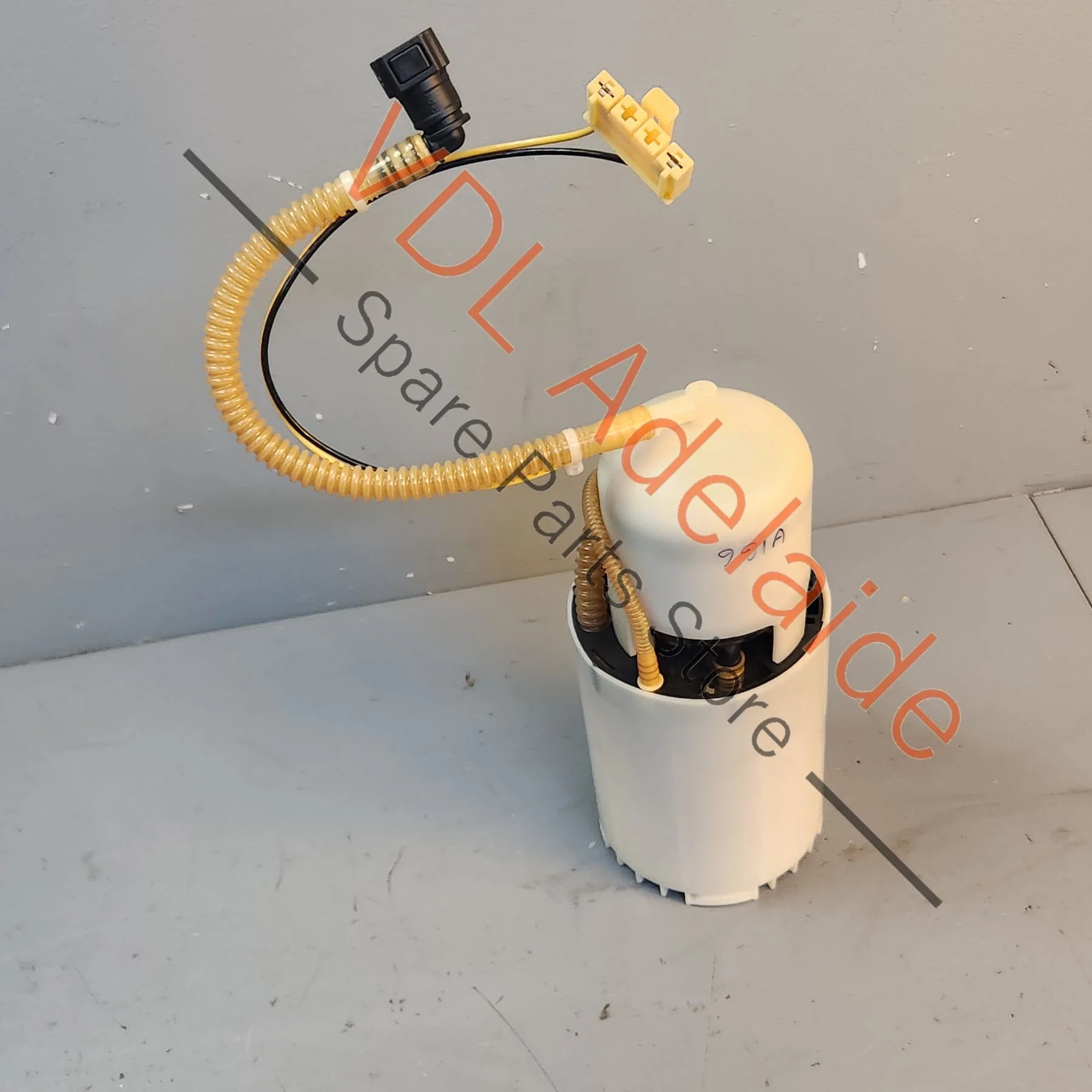 Porsche 911 In Tank Fuel Pump 9P1919087 9P1919087B