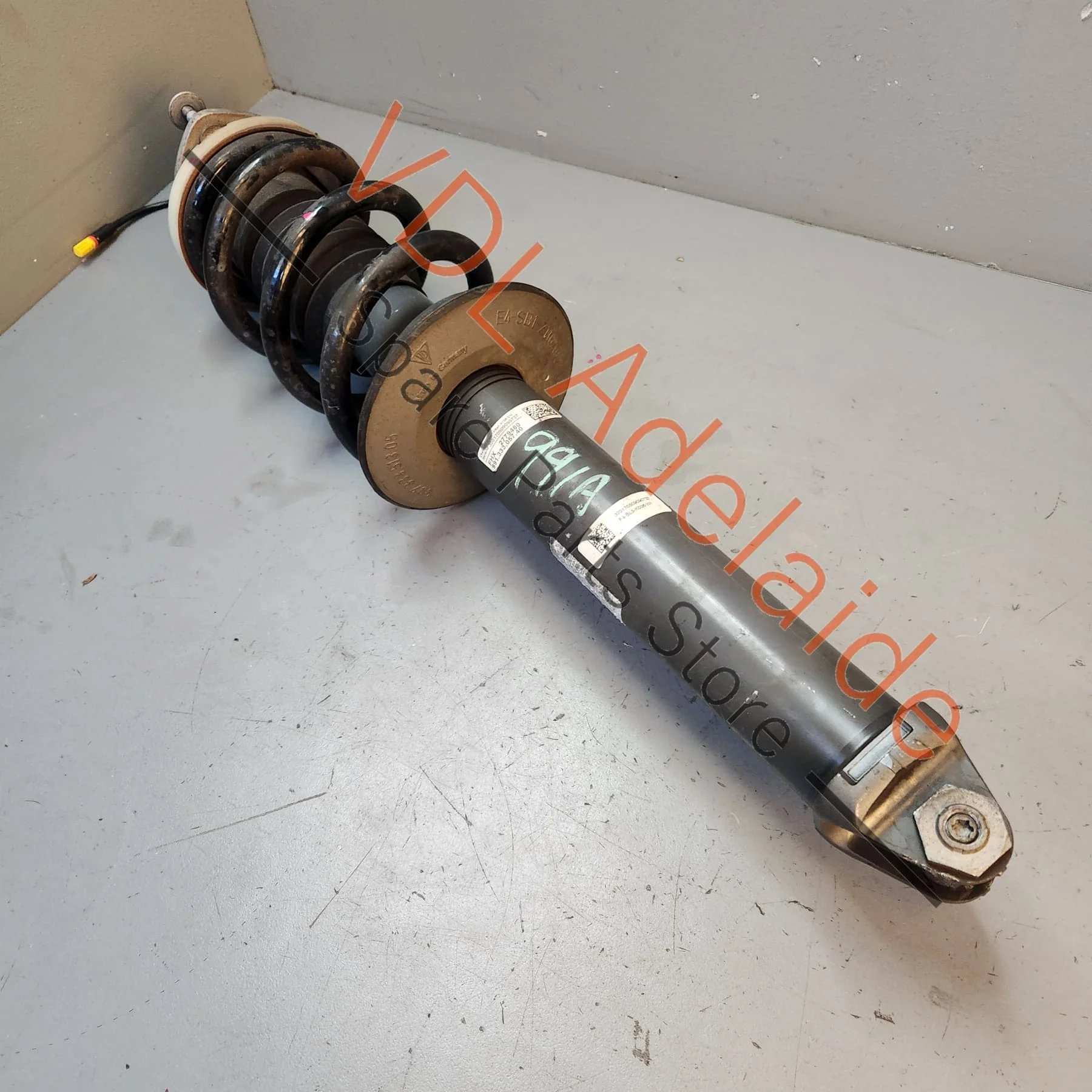 Porsche 911 Rear Active Sport Suspension Shock Absorber Strut 99133305319 99133305327 99133305740 - Image 2