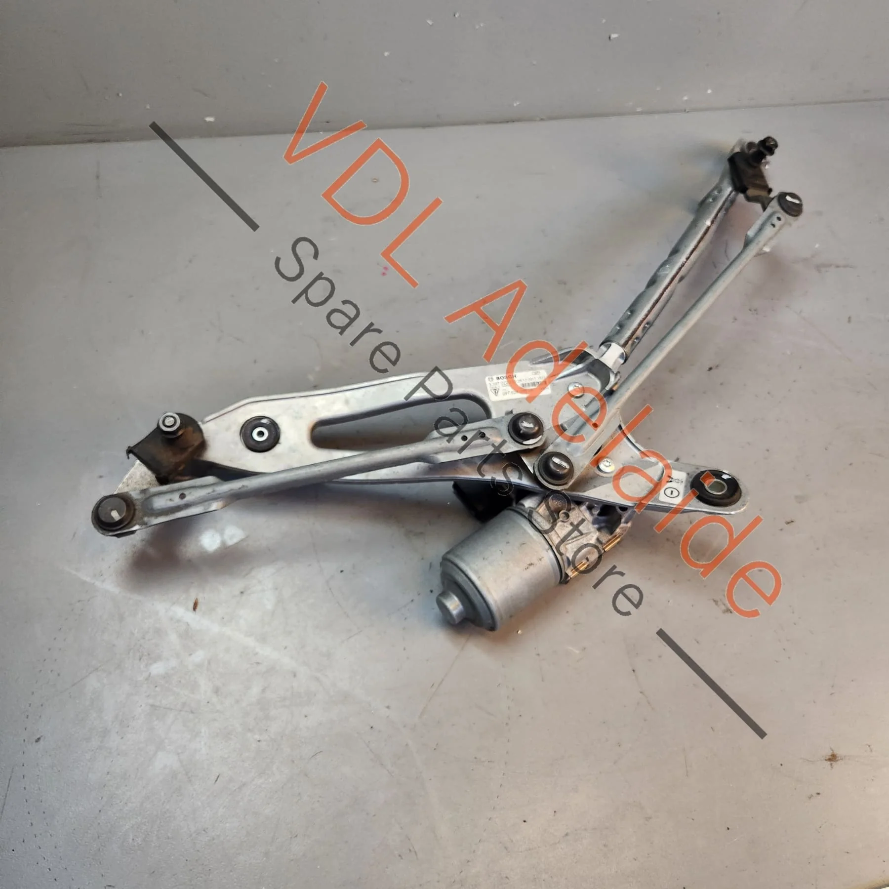 Porsche 911 Cayman Boxster RHD Windscreen Wiper Motor w Linkages 99162803606 - Image 7