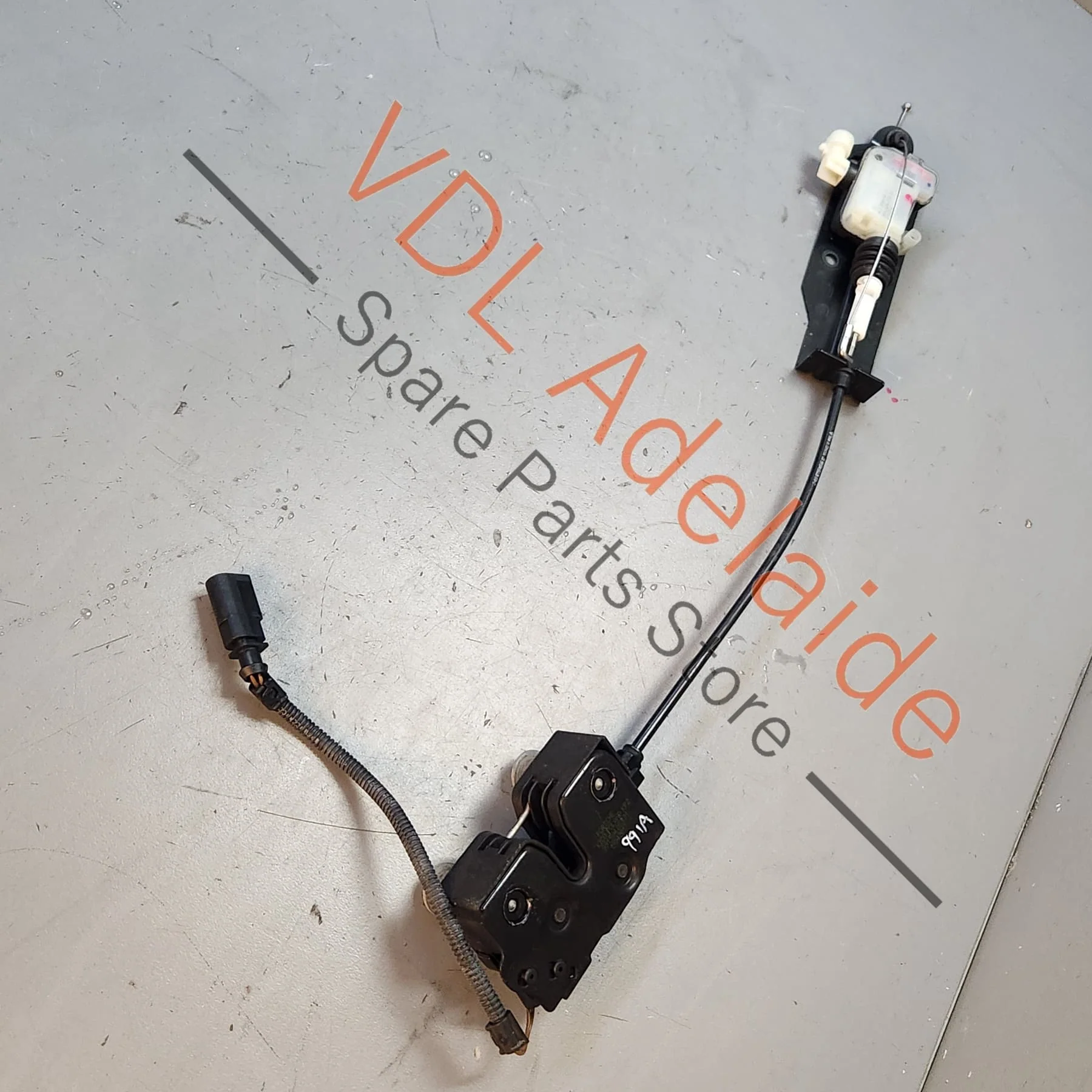 Porsche 911 Rear Engine Lid Cover Lock 99150405301
