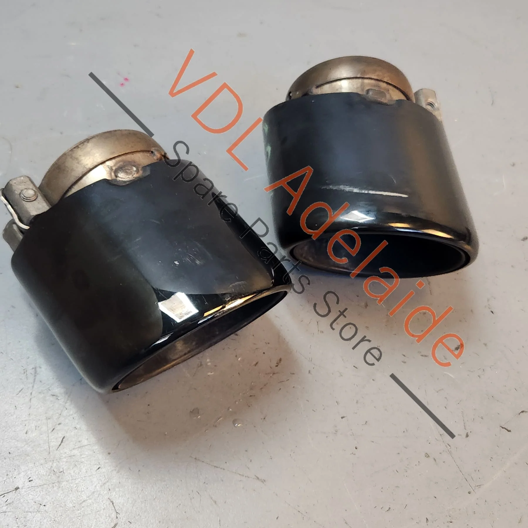 Porsche 911 GTS Exhaust Tips Outlet Tailpipe Black 9P1251187G 9P1251188G