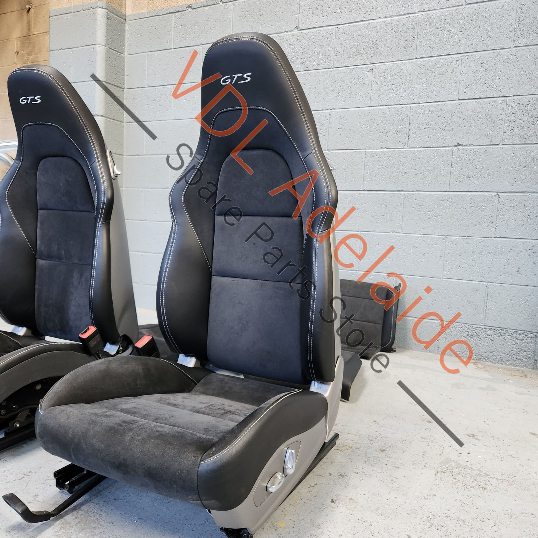 Porsche 911 991.2 GTS Alcantara Interior Sport Seat Set Front & Rear - Image 13
