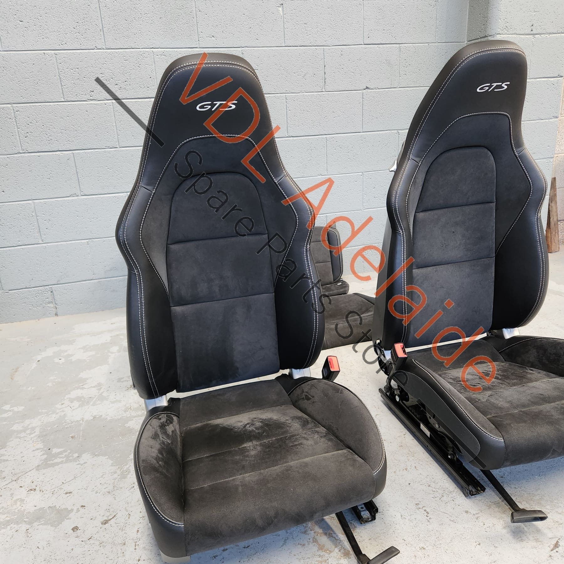 Porsche 911 991.2 GTS Alcantara Interior Sport Seat Set Front & Rear - Image 15