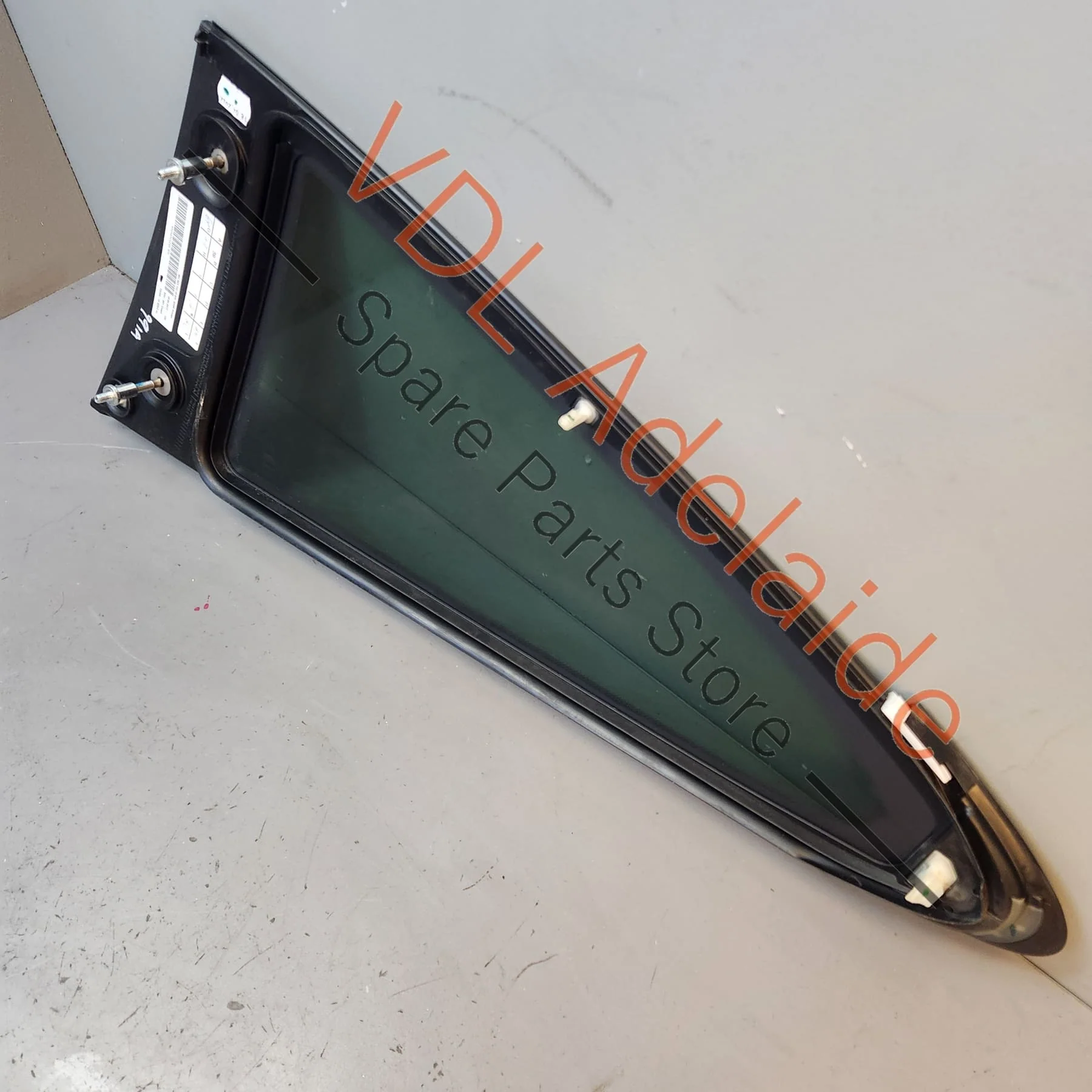 Porsche 911 Coupe Right Rear Side Window Glass 99154311216 03C Rally Black - Image 7