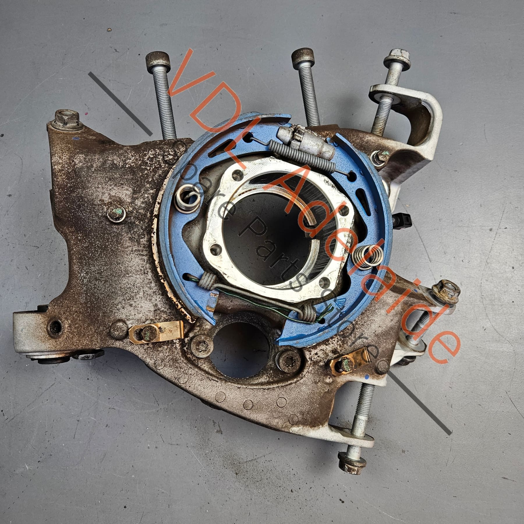 Porsche 911 991 Left Rear Wheel Hub Bearing Housing 99133111105 - Image 6