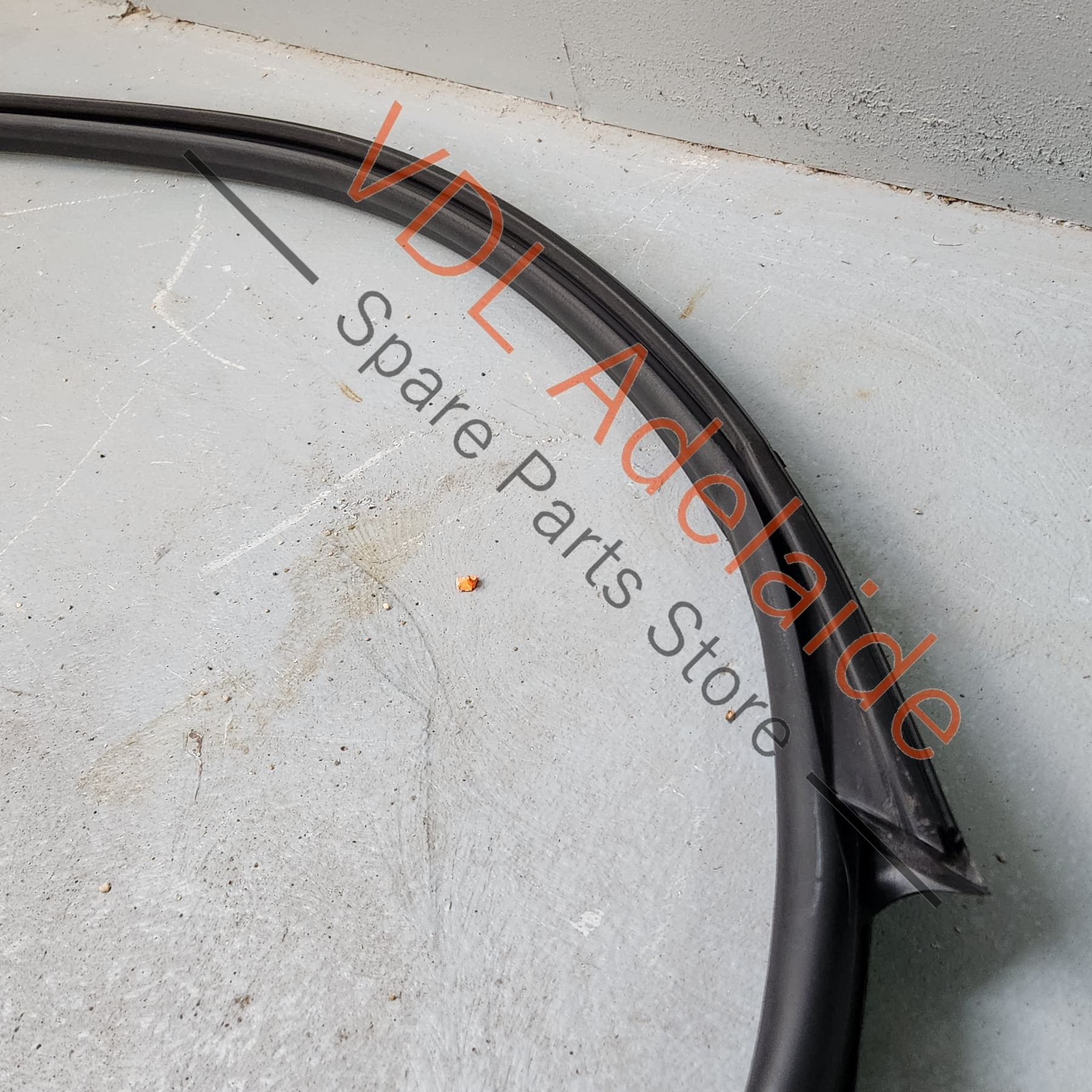 Porsche 911 991 Coupe Right Side Door Rubber Seal Gasket 99153707610 - Image 3