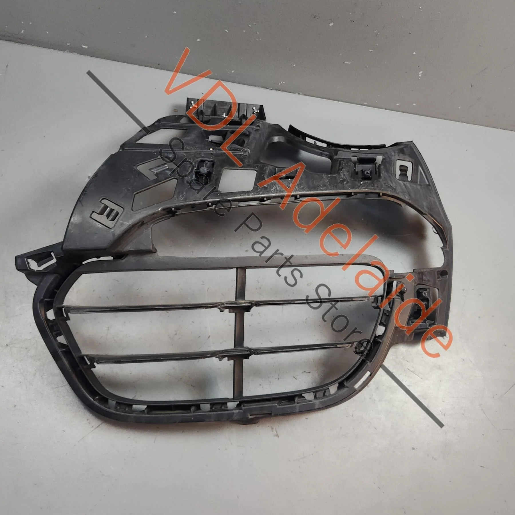 Porsche 911 991 Left Front Bumper Retaining Frame Bracket 99150556300 1E0 - Image 3