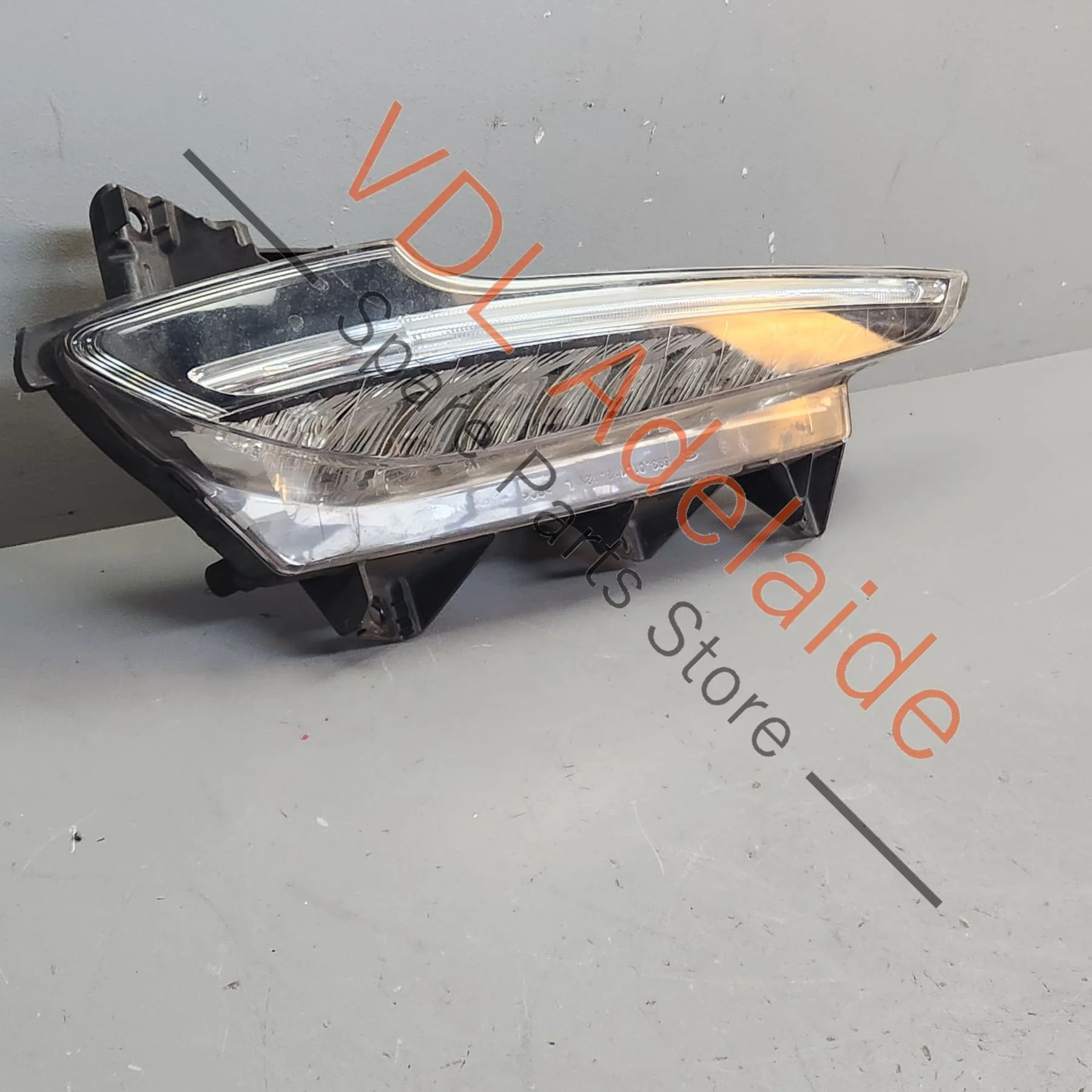 Porsche 911 991.1 Left Side DRL Indicator Bumper Light 99163115180 - Image 6