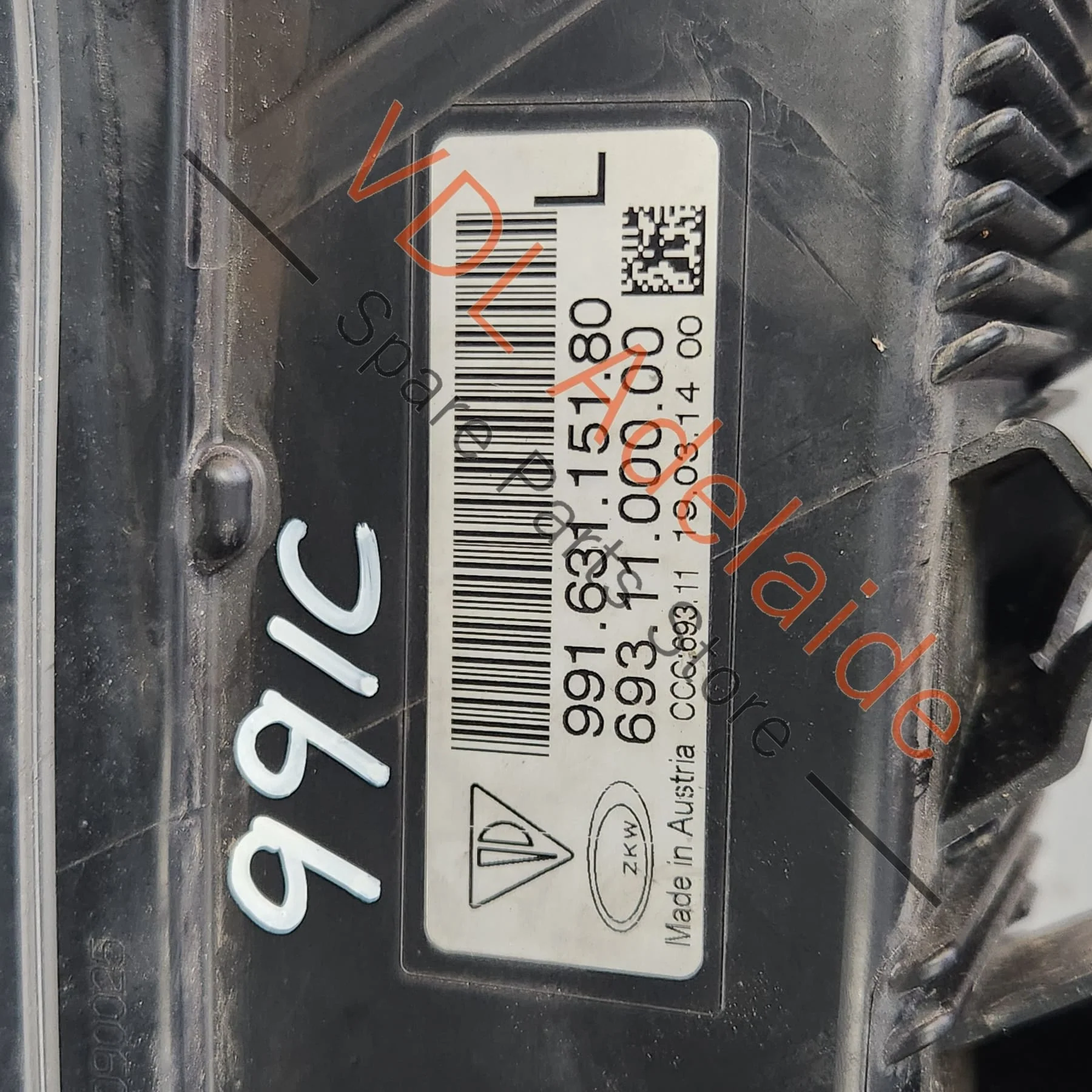 Porsche 911 991.1 Left Side DRL Indicator Bumper Light 99163115180 - Image 8