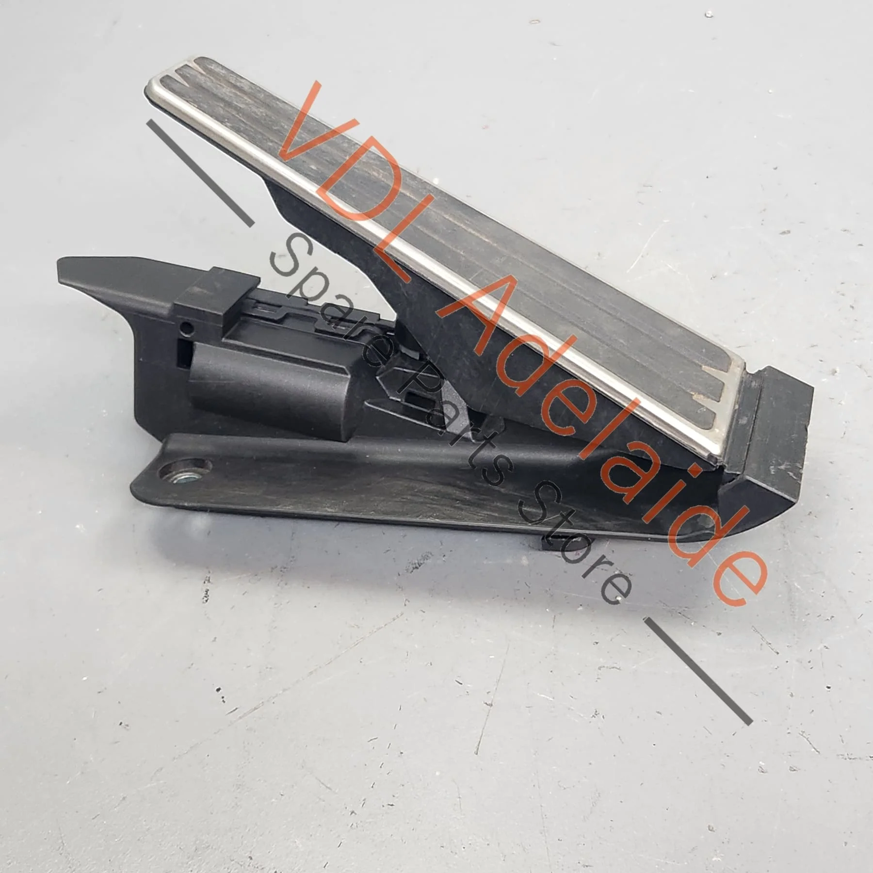 Porsche 911 991 Throttle Pedal 97042302101 298721507H - Image 2