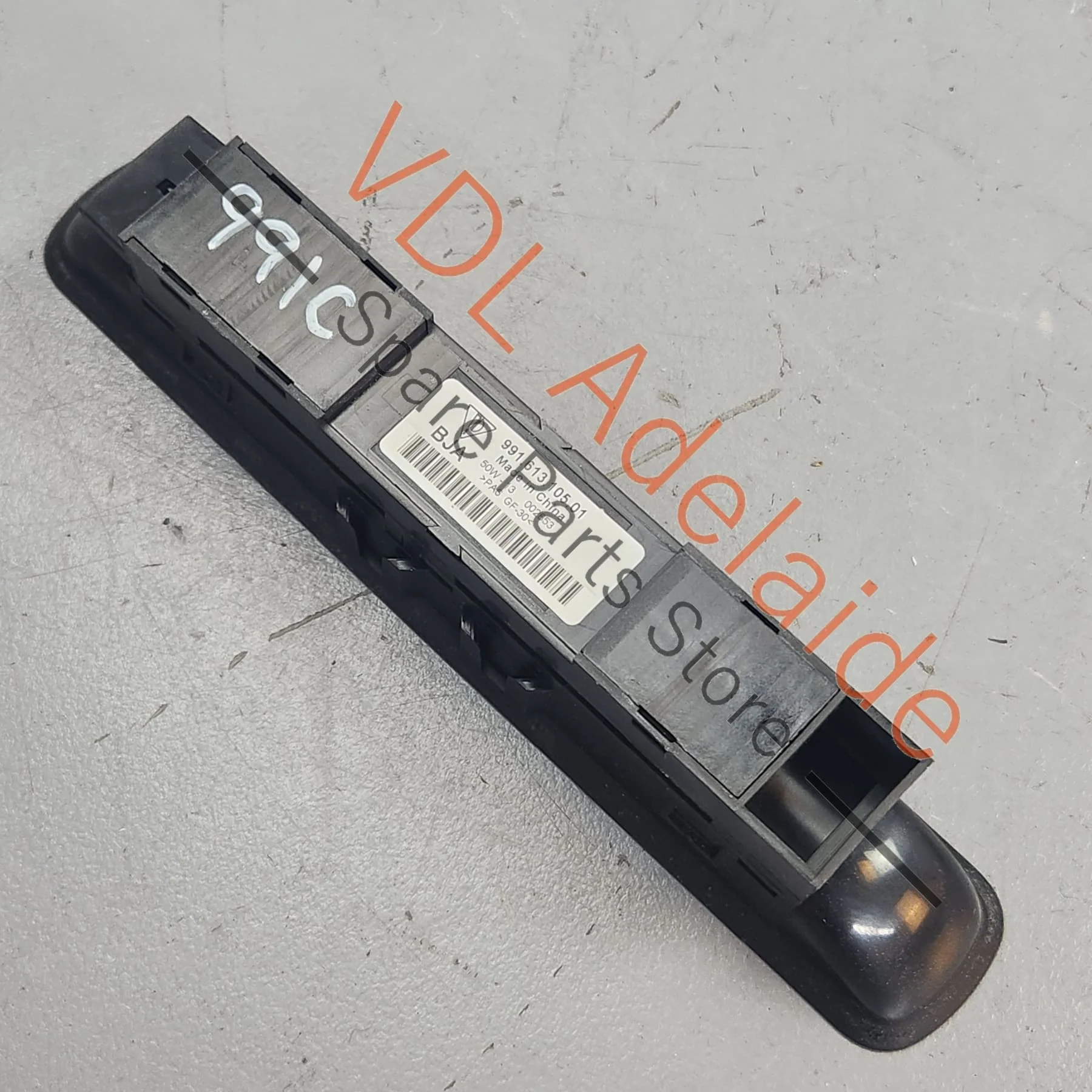 Porsche 911 991 Boot & Bonnet Release Open Switch Button 99161310501 A05 - Image 2
