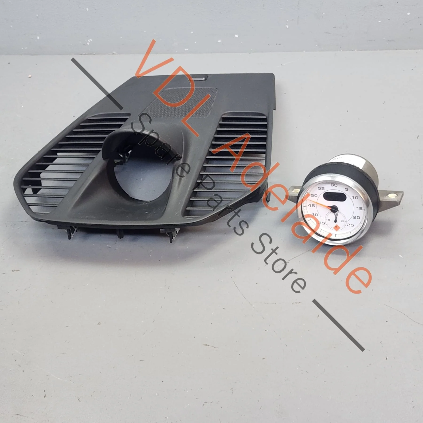 Porsche 911 991 Sport Chrono Plus Clock for Dash 9P1919203E DAP & Trim - Image 2