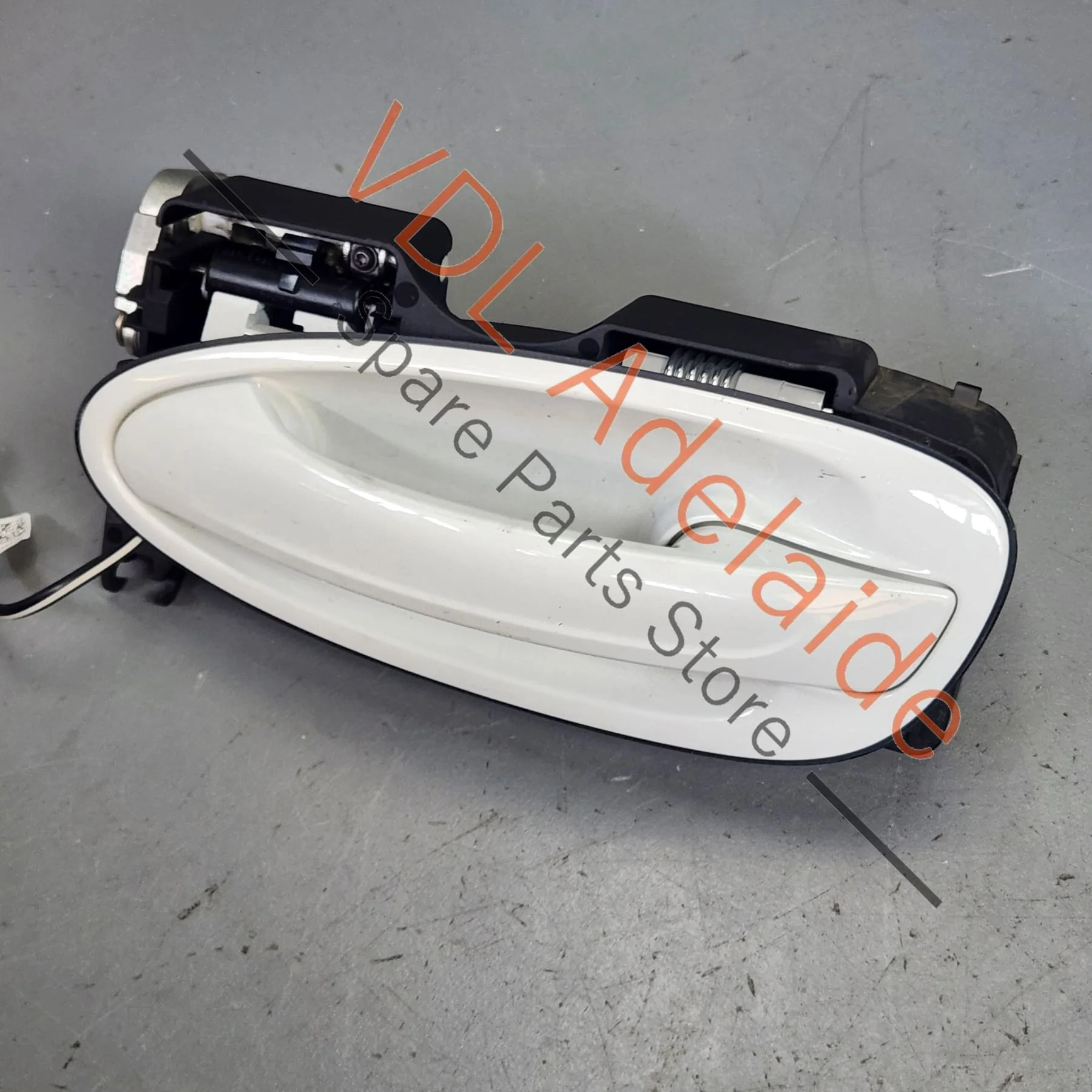 Porsche 911 991.1 Left Side Exterior Door Handle Assembly for RHD 99153761302 99153764505 99153706305 - Image 3