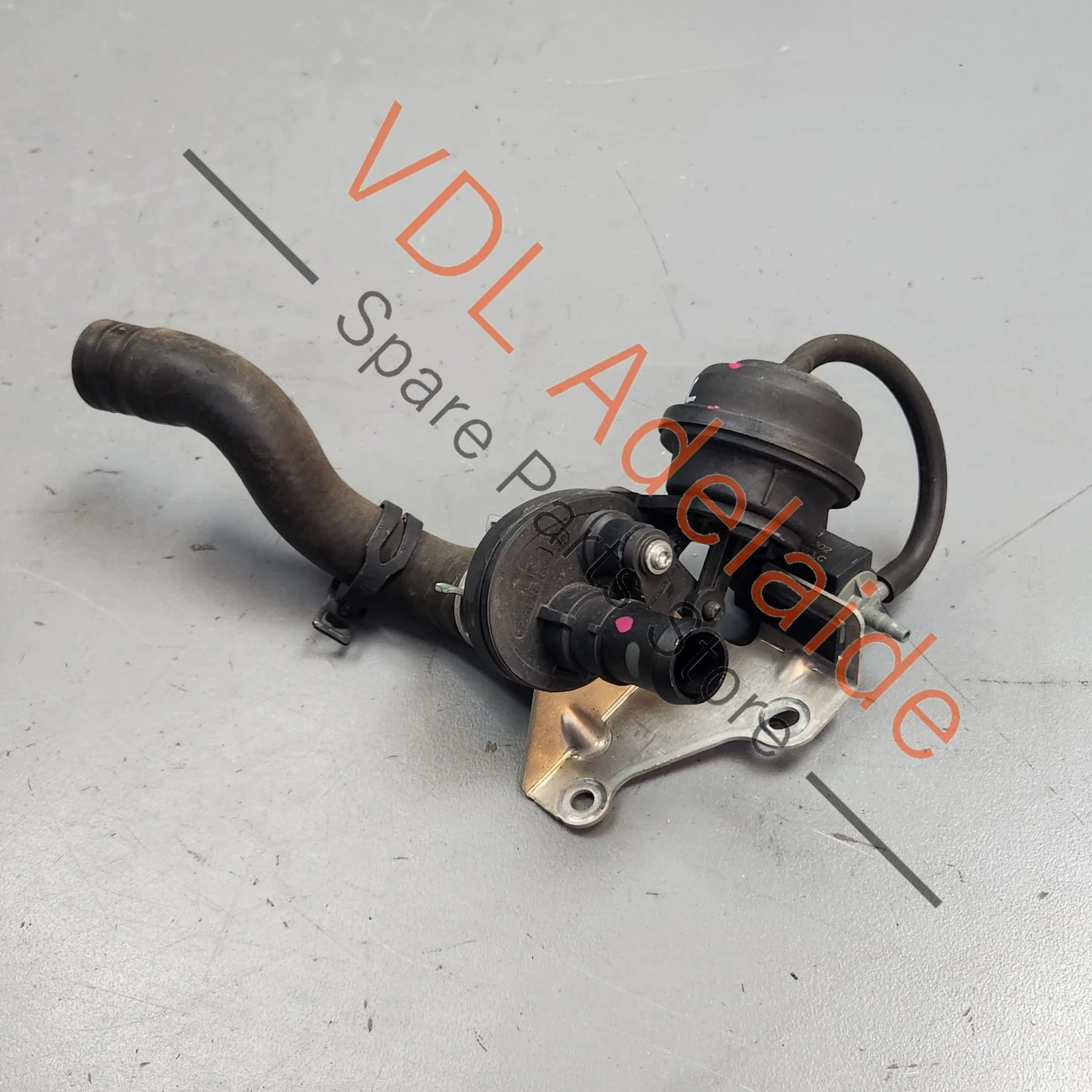Porsche 911 991 Coolant Regulating Valve 99130757300 7PP906283AA
