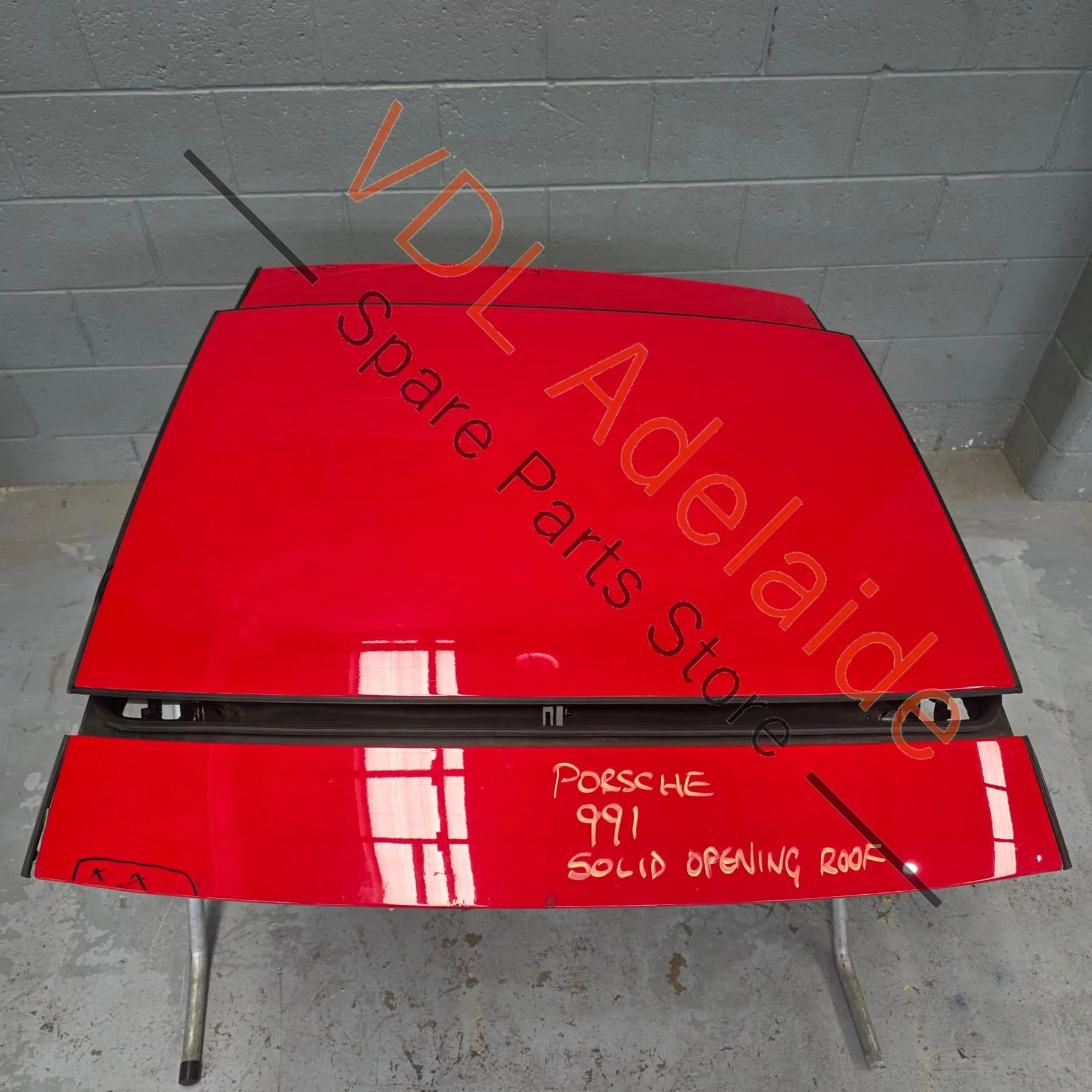 Porsche 911 991 Sliding Roof with Frame & Trims - Image 13