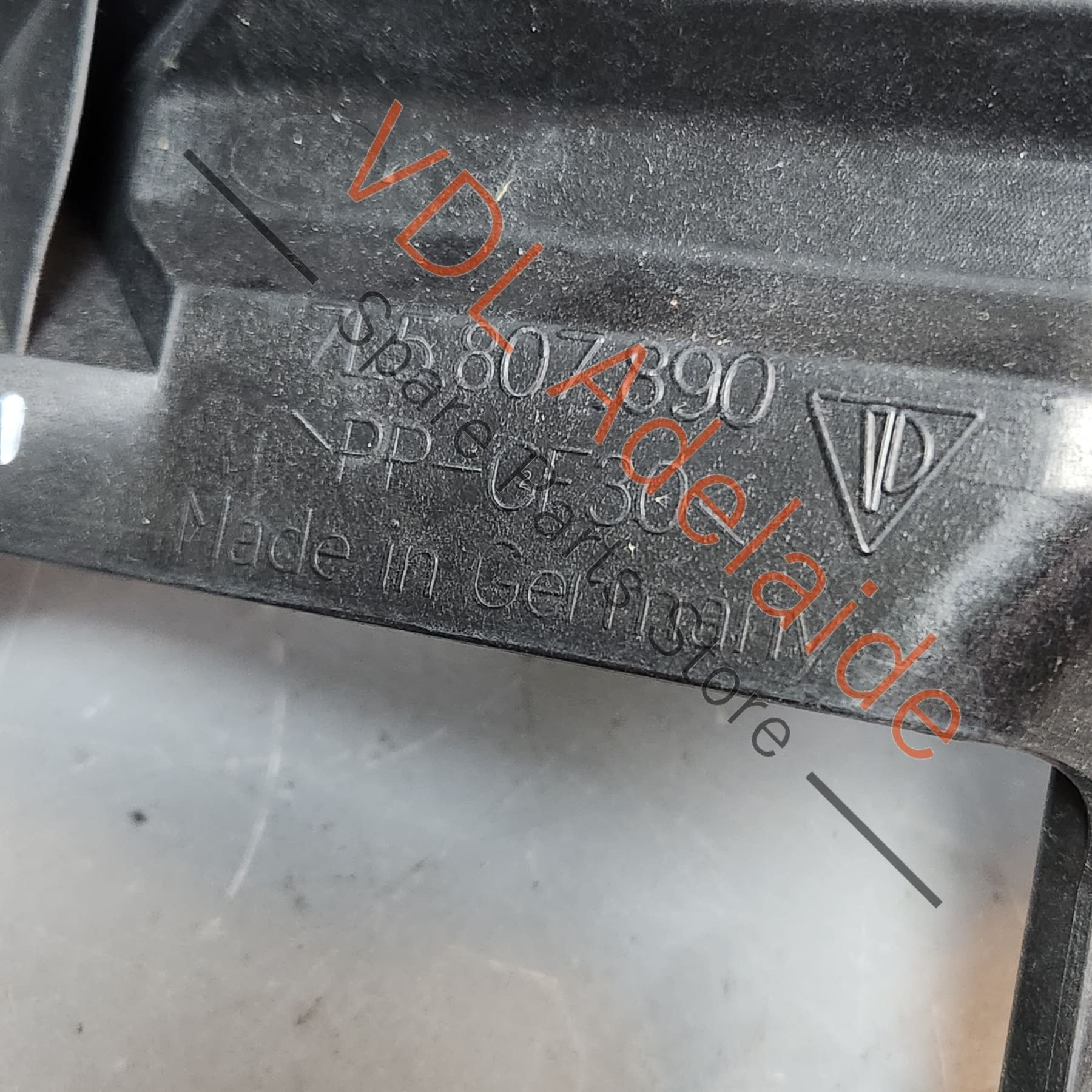 OEM Porsche Cayenne 9PA 955 957 Front Right Bumper Guide bracket 95550589000 7L5807890 - Image 5