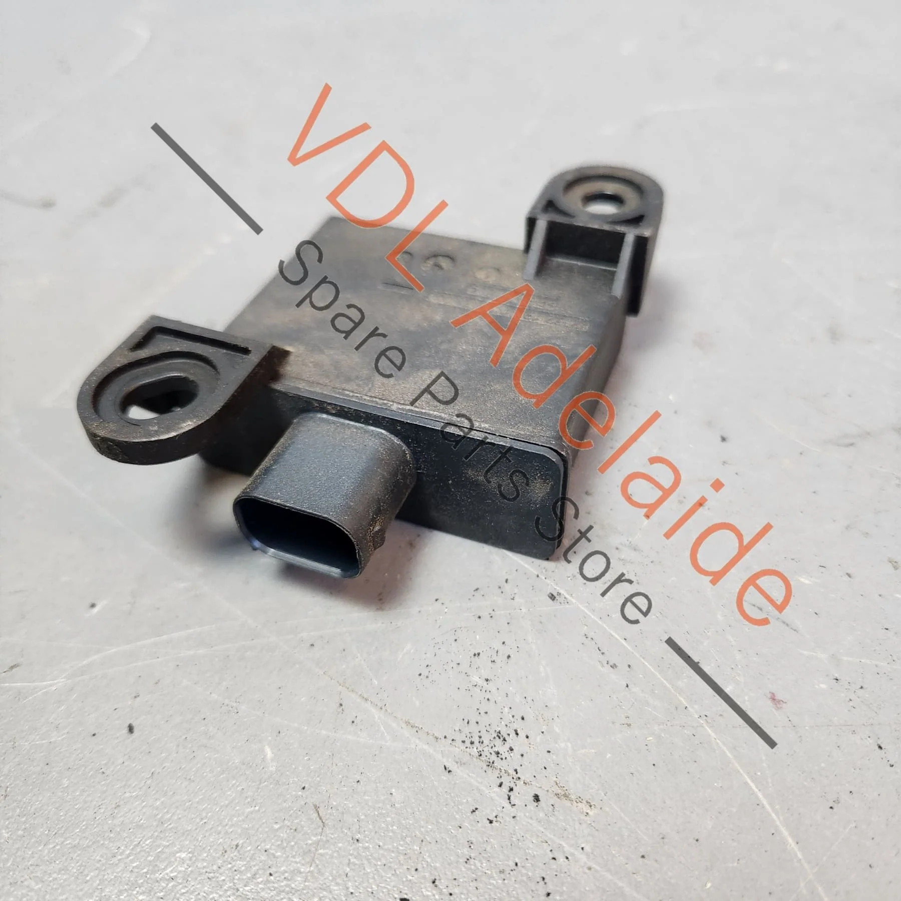 Porsche TPMS Sender Receiver Module 95561811300 4F0907283 - Image 2