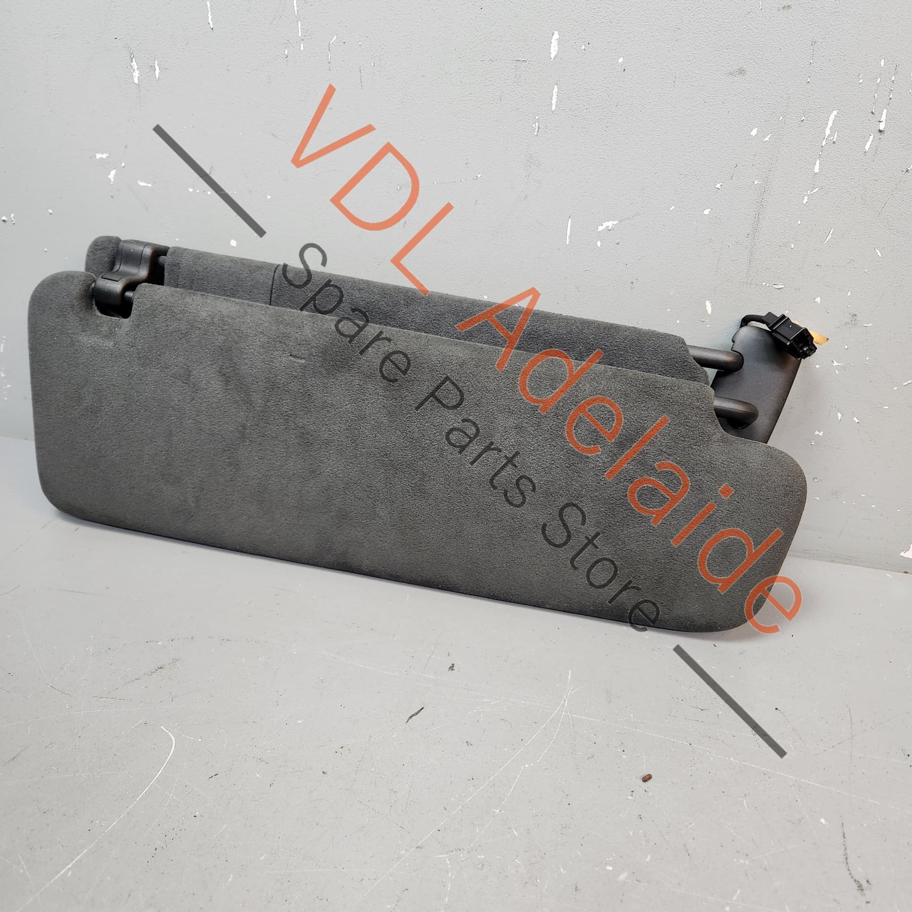Porsche Cayenne 9PA 955 957 Left Sun Visor Alcantara 95573115301 - Image 5